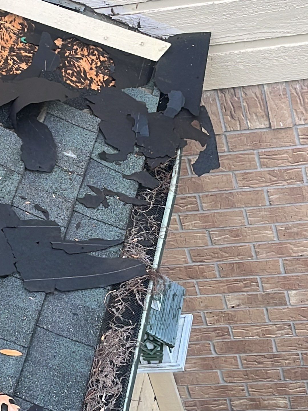 Residential Roofing Installing using Owens Corning Duration by Roof Concepts Construction