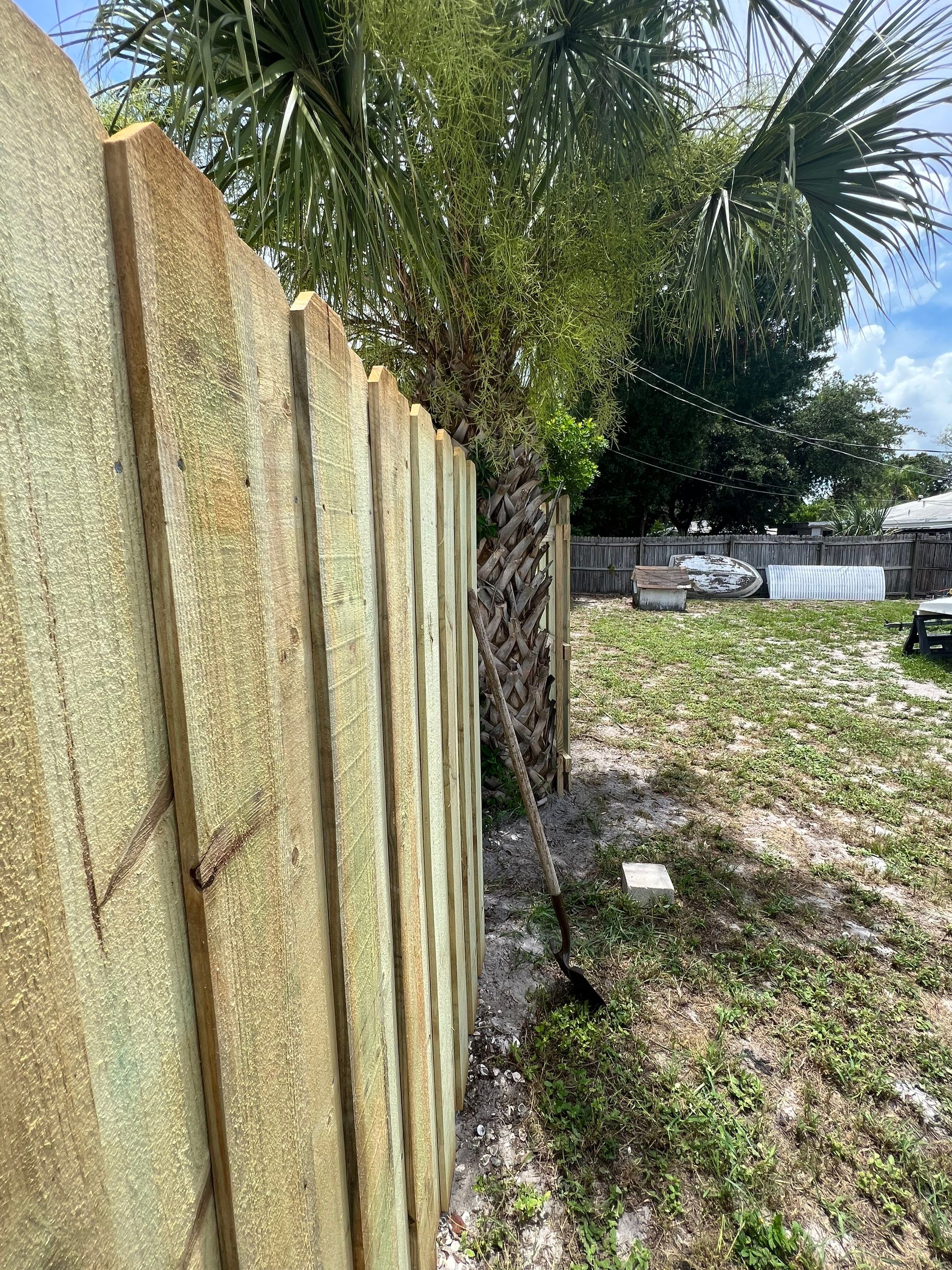 Bradenton, FL Wood Fence Installation using Board on Board Wood Fence by Asap fence and gates, LLC