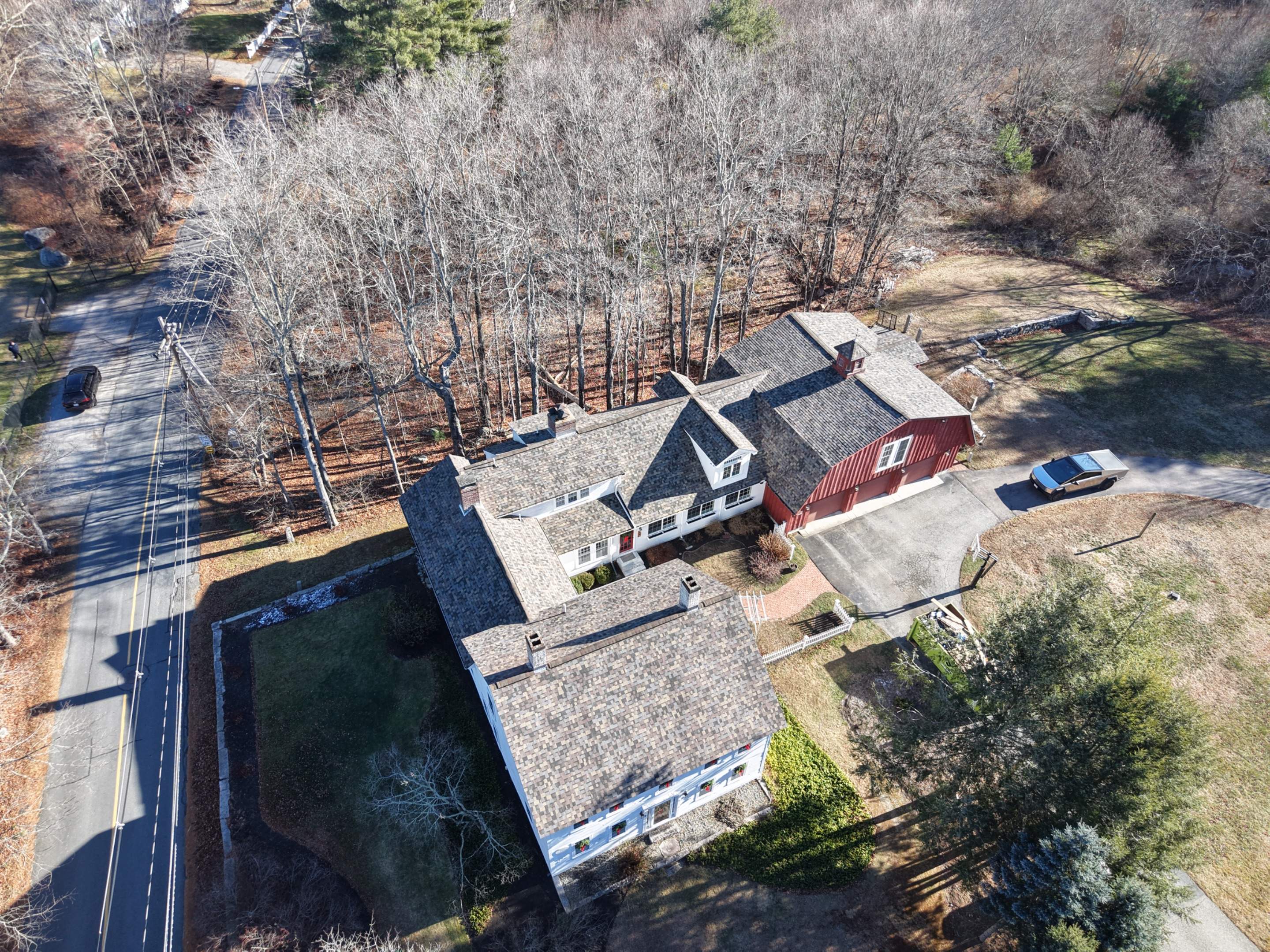 Historic 65-Square Connected Farmhouse Re-Roof in Medfield, MA – Owens Corning Duration Designer, Summer Harvest by JOHNNYS PRO
