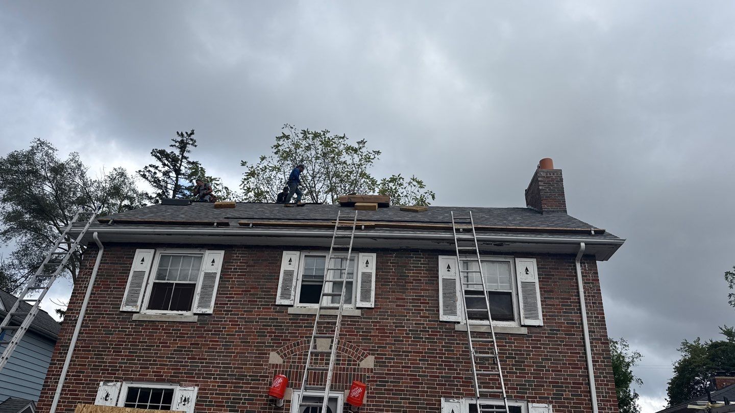 Roof Replacement using Owens Corning Colonial Slate by 180 Contractors