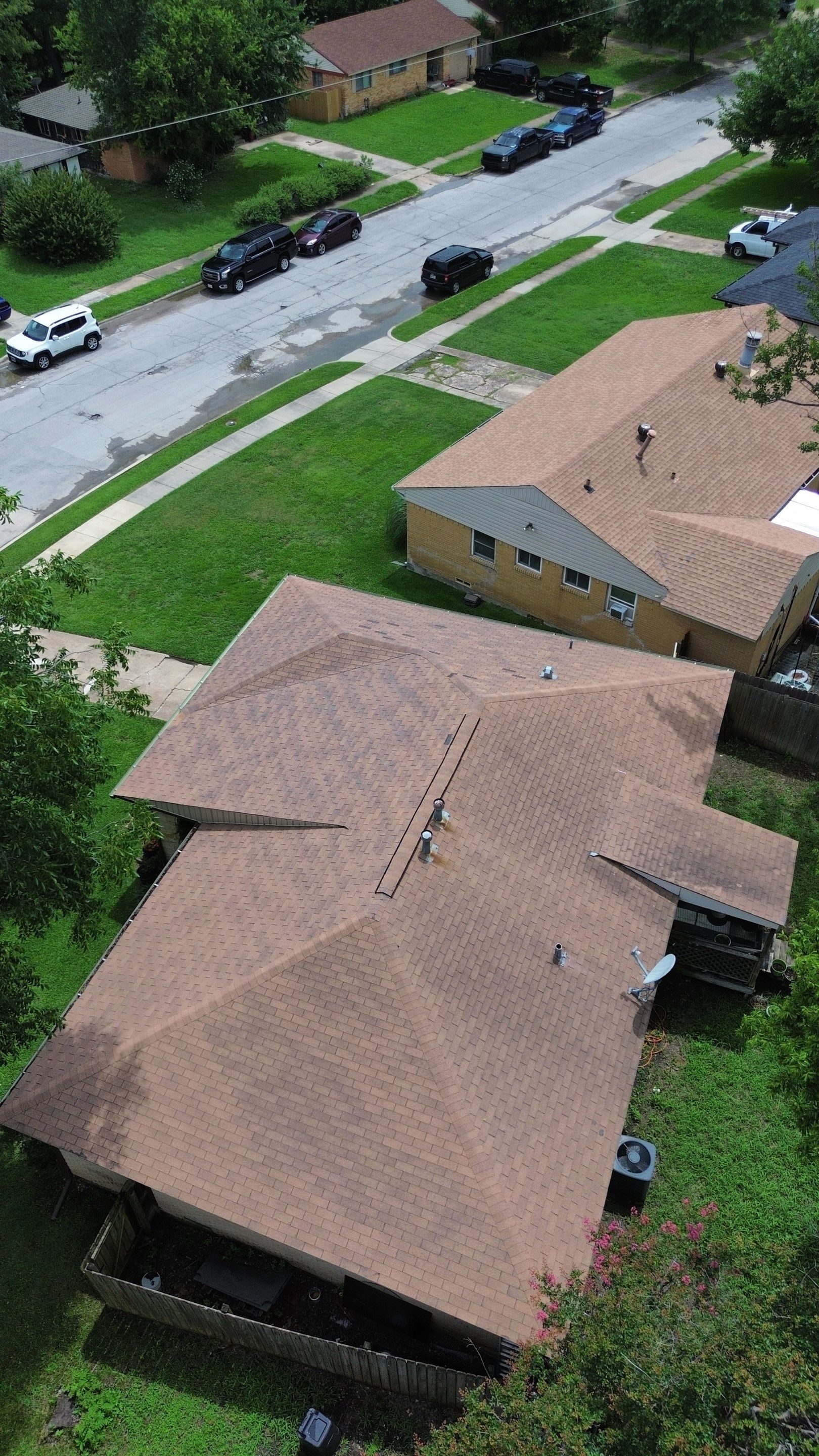 GAF natural Shadow - Weathered Wood by Top Sun Roofing