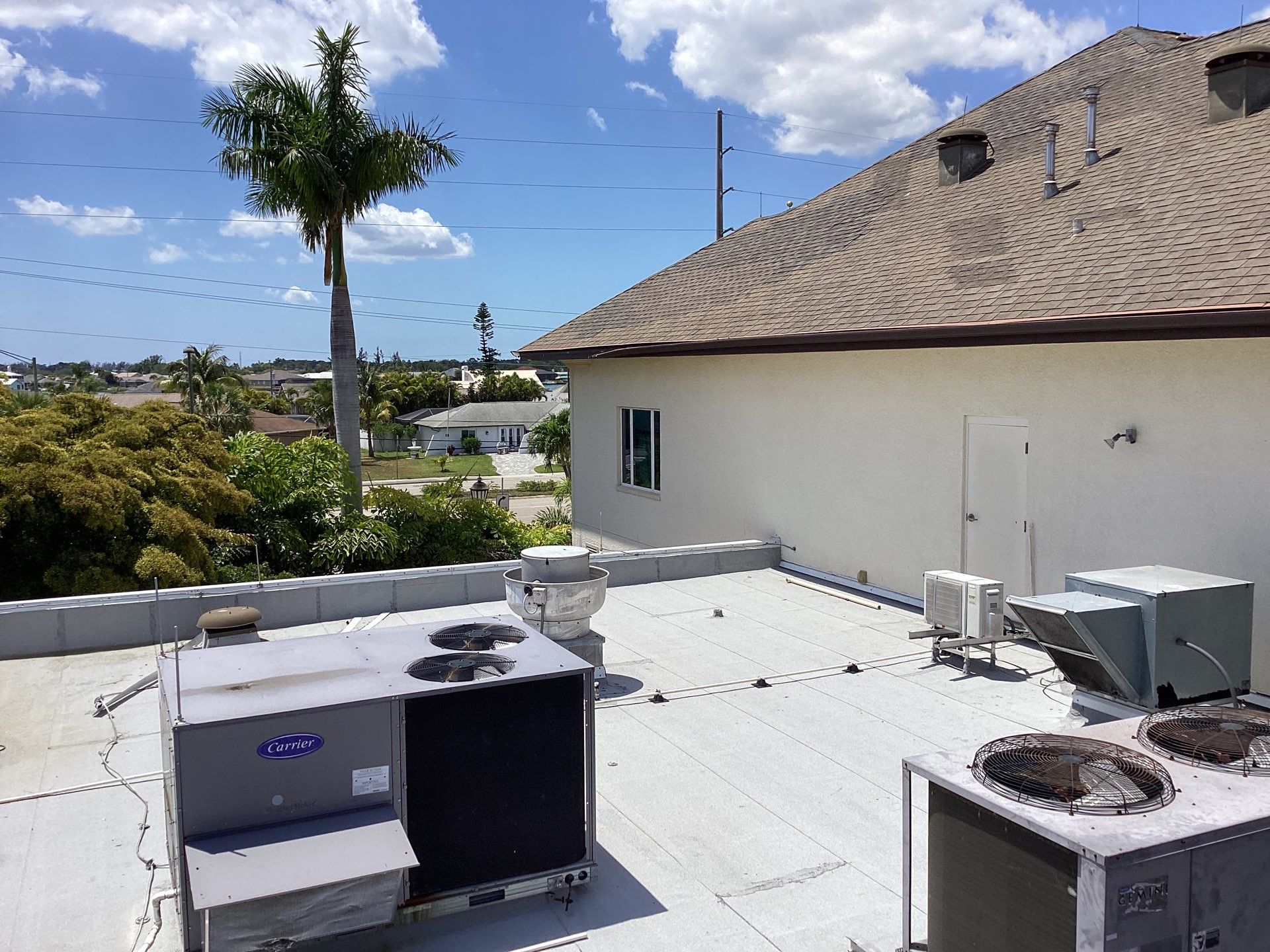Musket Brown Seamless Gutters using Musket Brown Seamless Gutters in Capen Coral FL by Gutter Professors