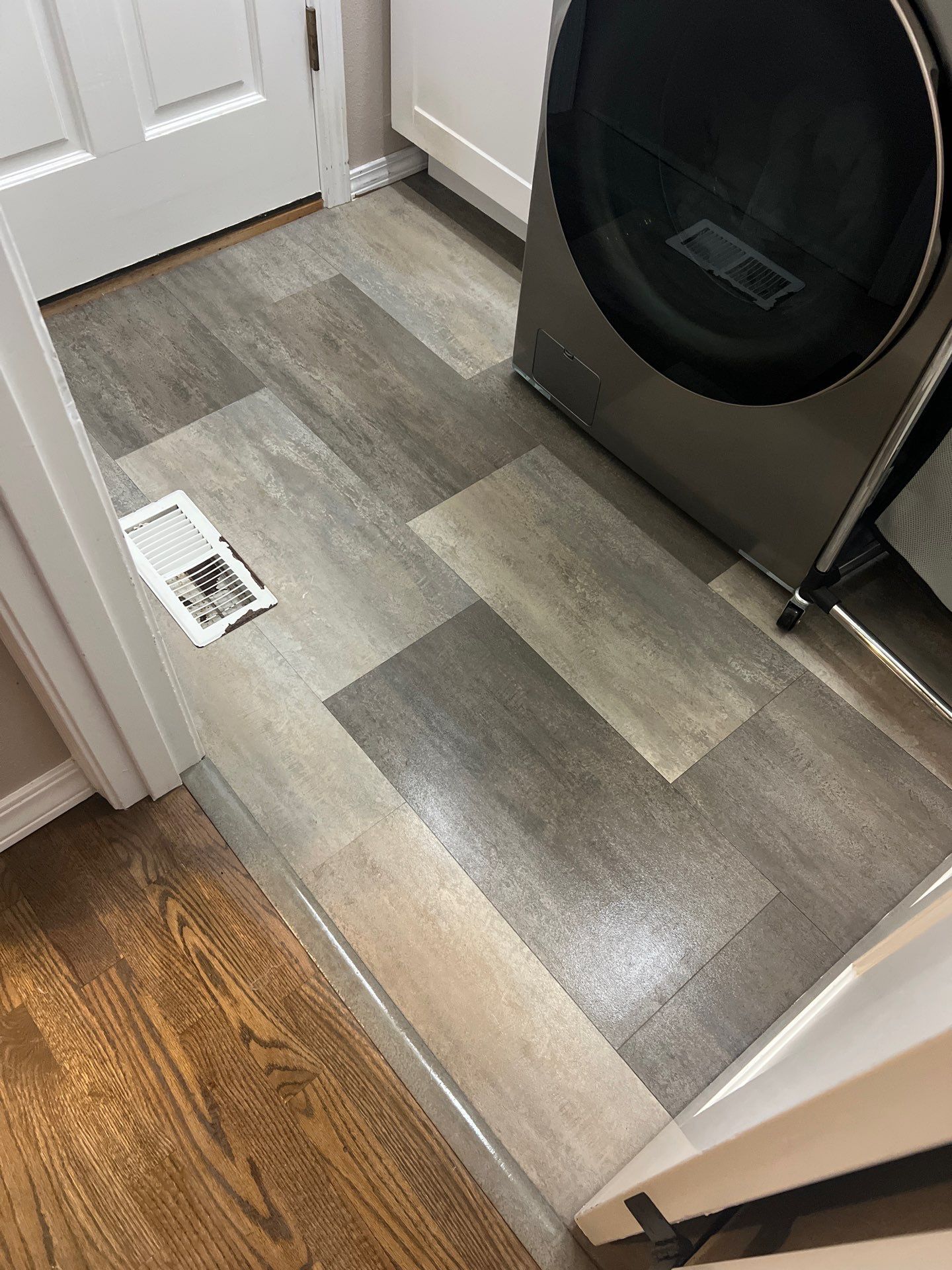 House cleaner Project in Tigard by Cloud 9 Professional Cleaning Services