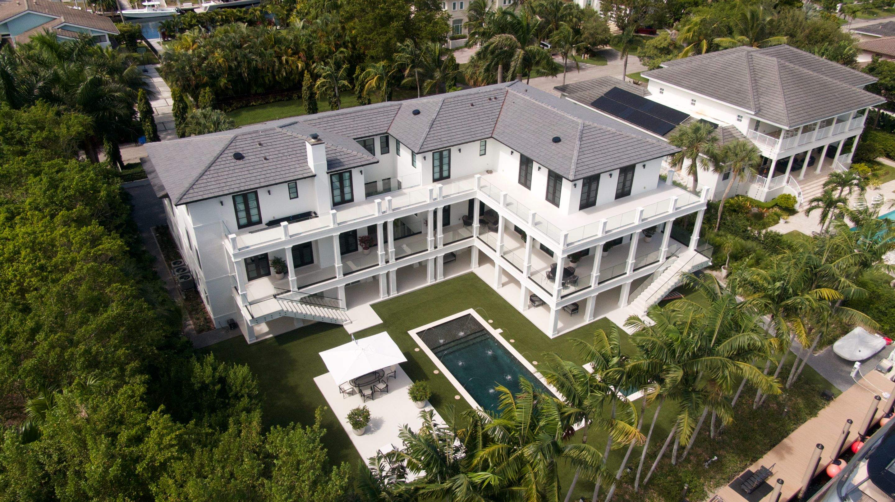 Crown - Windsort Slate - Manatee by Istueta Roofing