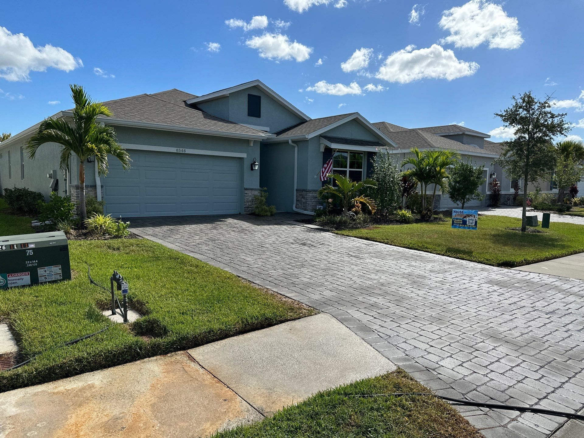 House Wash & Paver Driveway Cleaning in Trevesta Community, Palmetto, FL | Sunshine AquaWash by Sunshine AquaWash