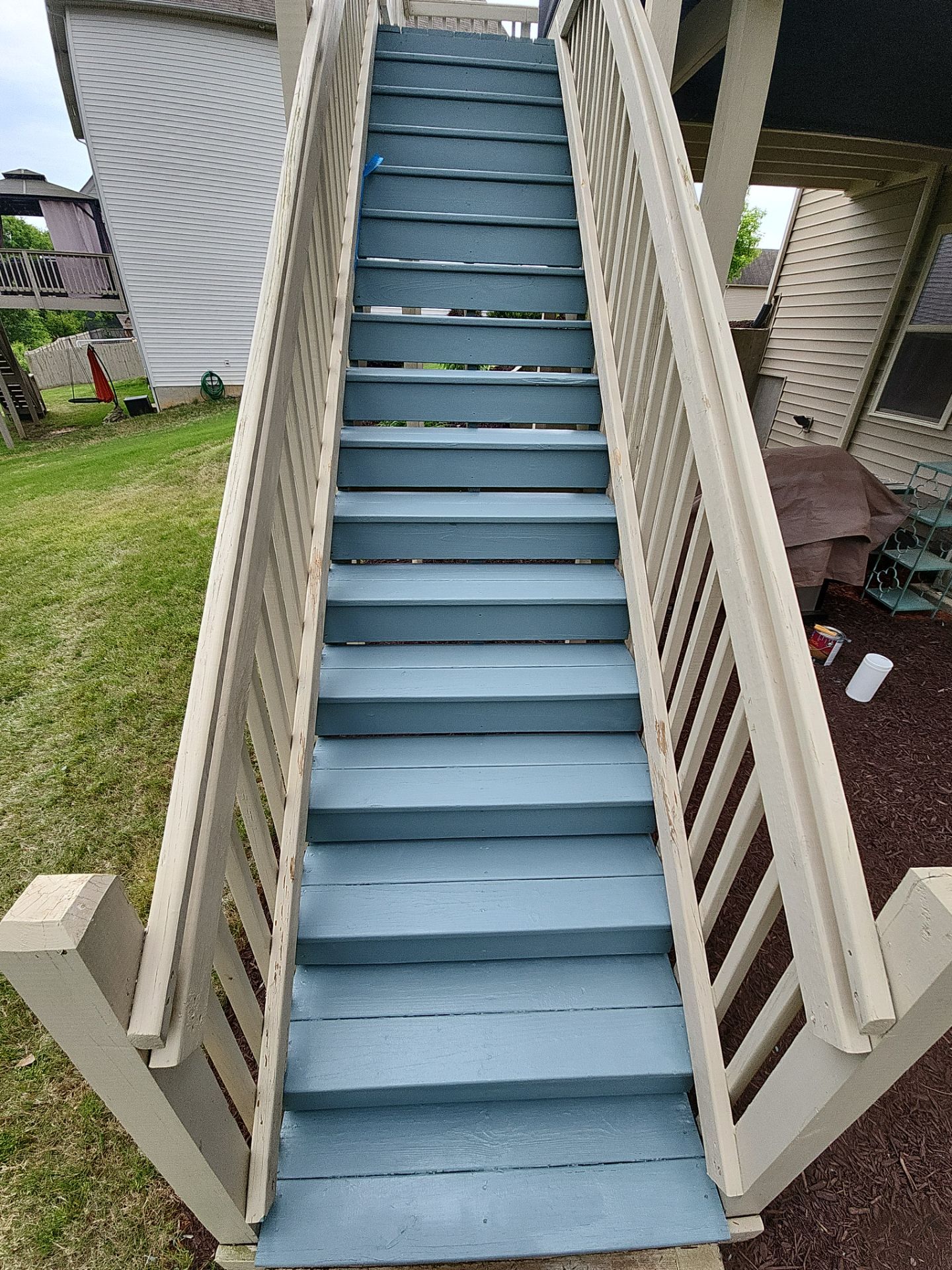 Weathered Deck using AcryFin by DuraSeal