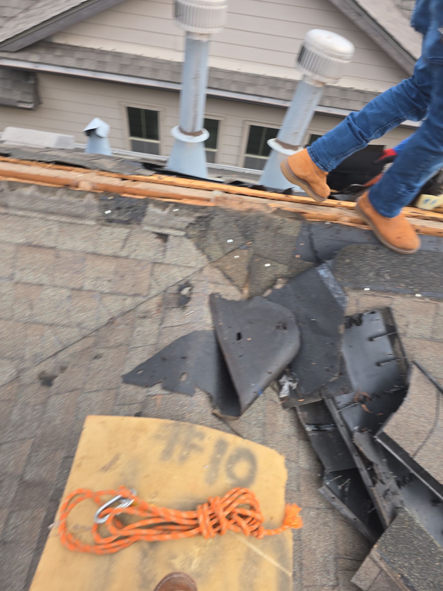 Roof Replacement Houston by Roof Repair Company