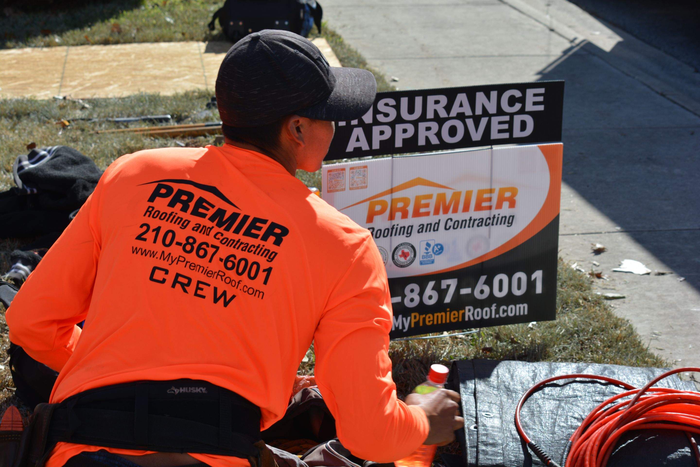 Residential Roof Replacement using Pinnacle Pristine 30 Year Laminate Shingles by Premier Roofing and Contracting