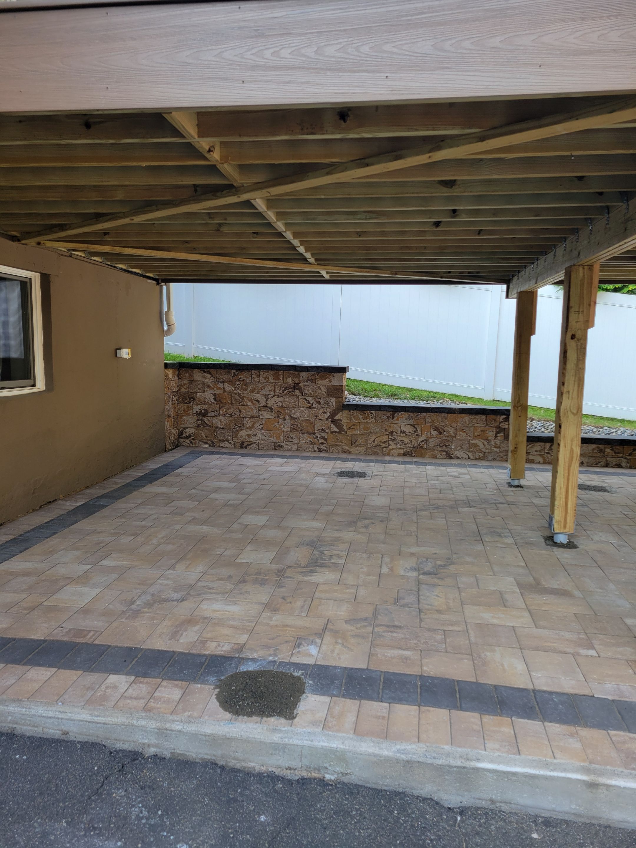 New Deck using Deckorators Venture - Color Sandbar  by deck guardian