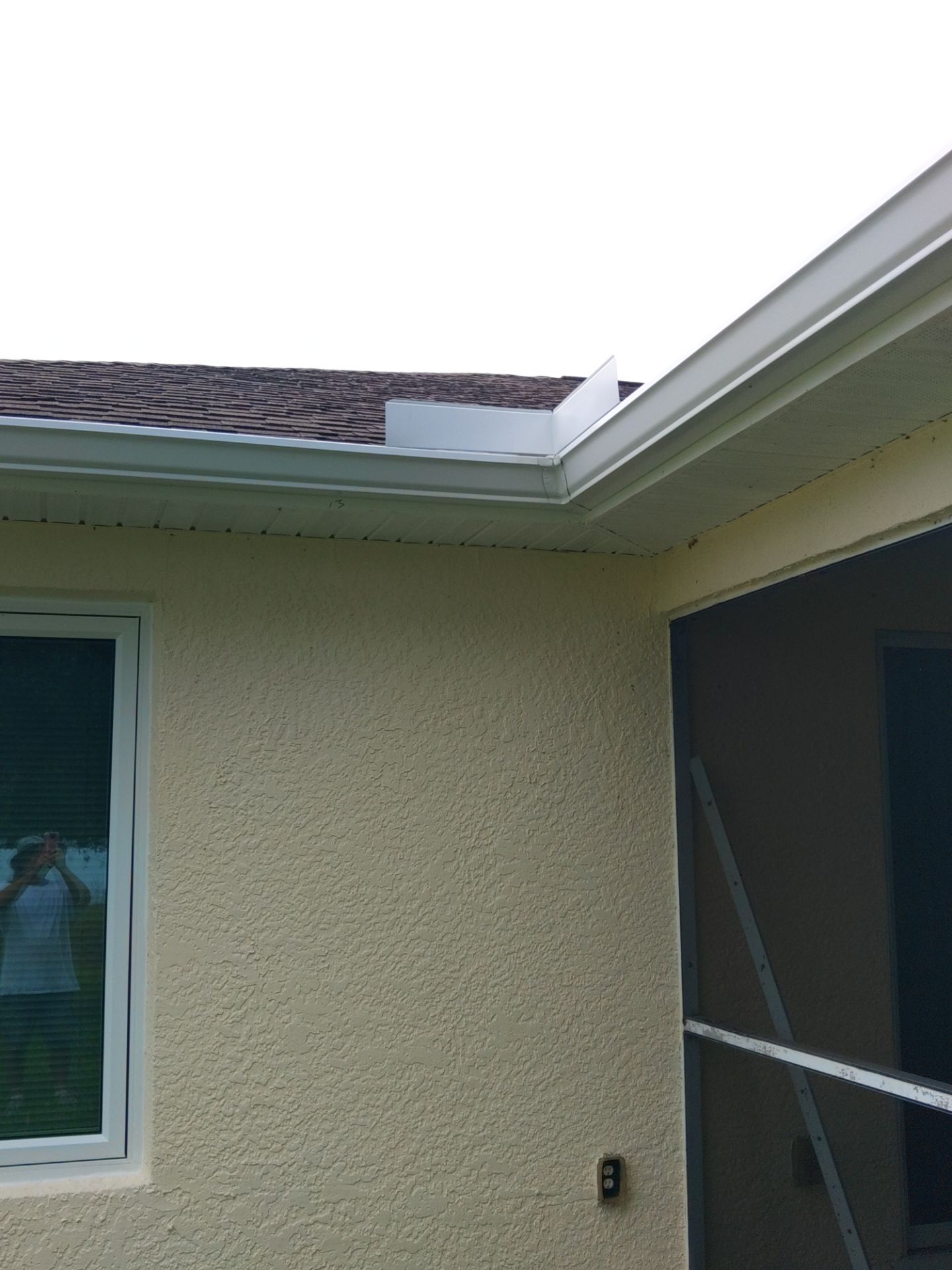 Seamless gutters in Lehigh Acres, FL provide a strong and efficient solution for managing heavy Florida rainfall by Gutter Professors