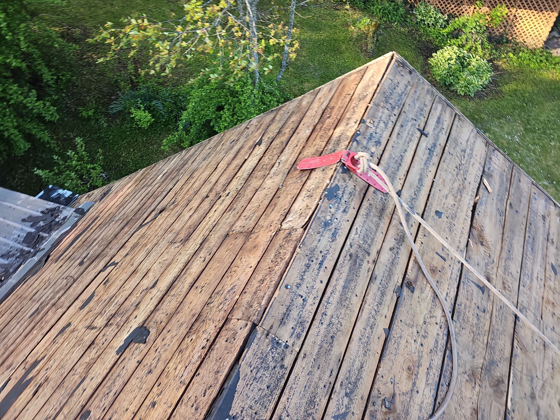 Roof Replacement Landmark PRO Charcoal Black by Winchester Roofing
