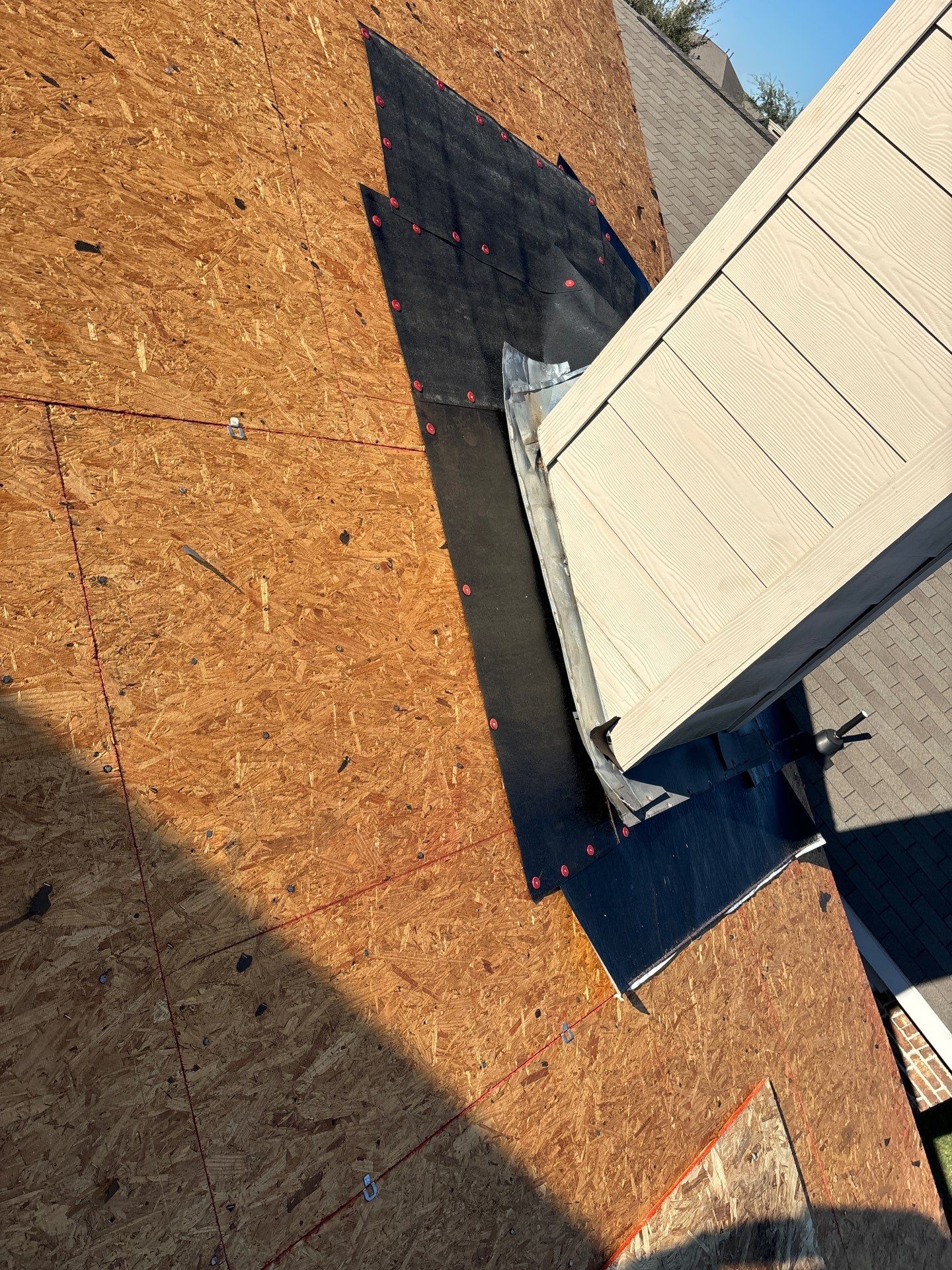 Residential Roofing Installation using Owen's Corning Duration (Lifetime) Shingles by Roof Repair Company