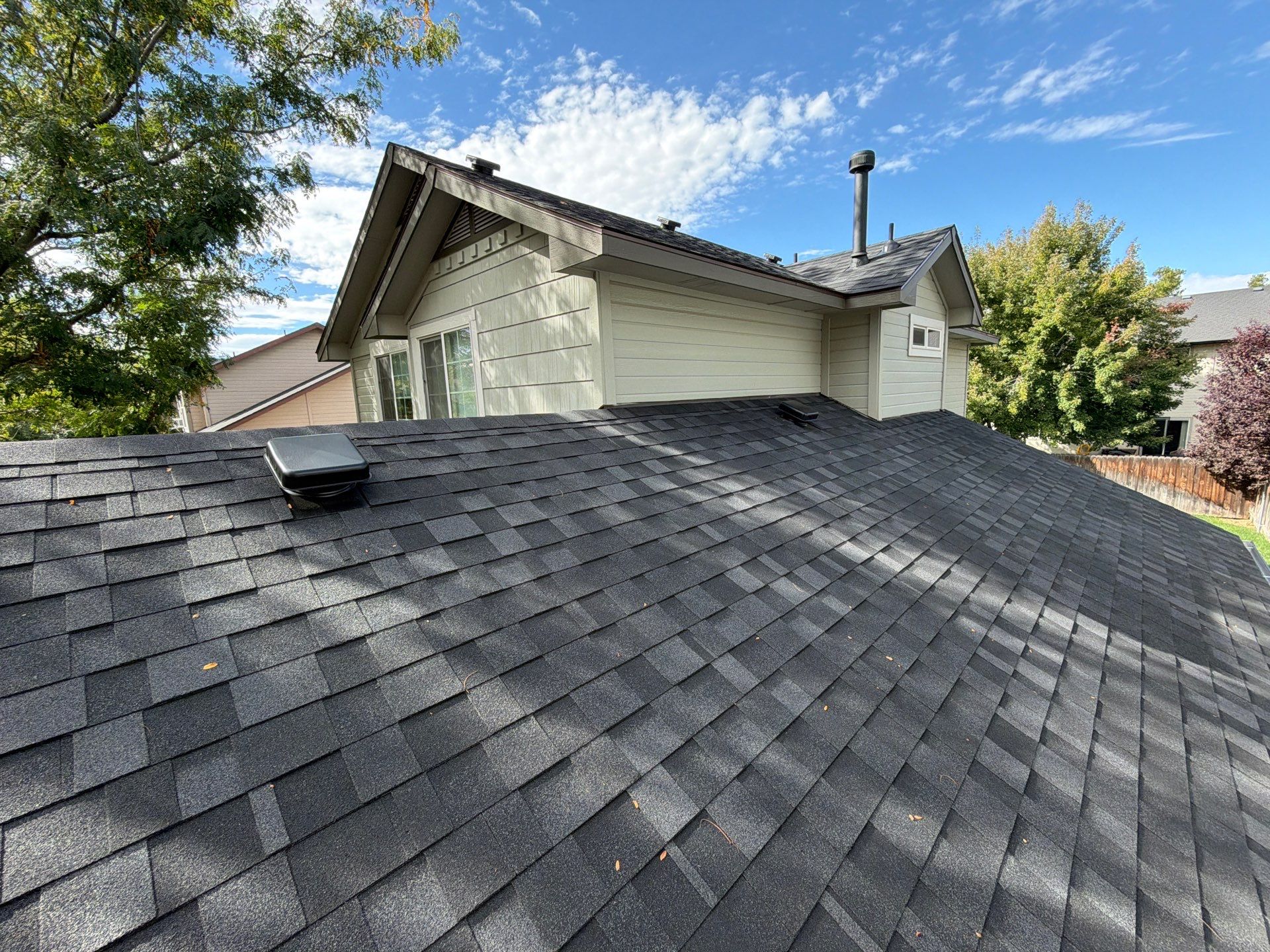 Comprehensive Residential Roof Replacement Featuring Architectural Shingles in Meridian by Olive Roofing