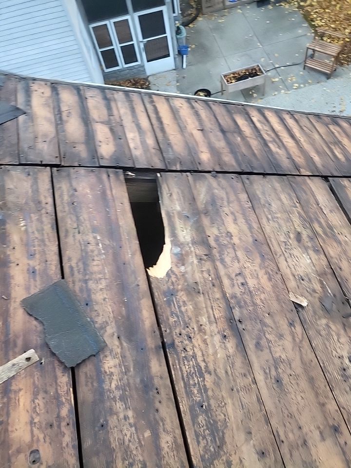 ATLAS PINNACLE COLOR: SCOTCHGARD COASTAL GRANITE DRIP EDGE: WHITE by Eagle Eye Roofing