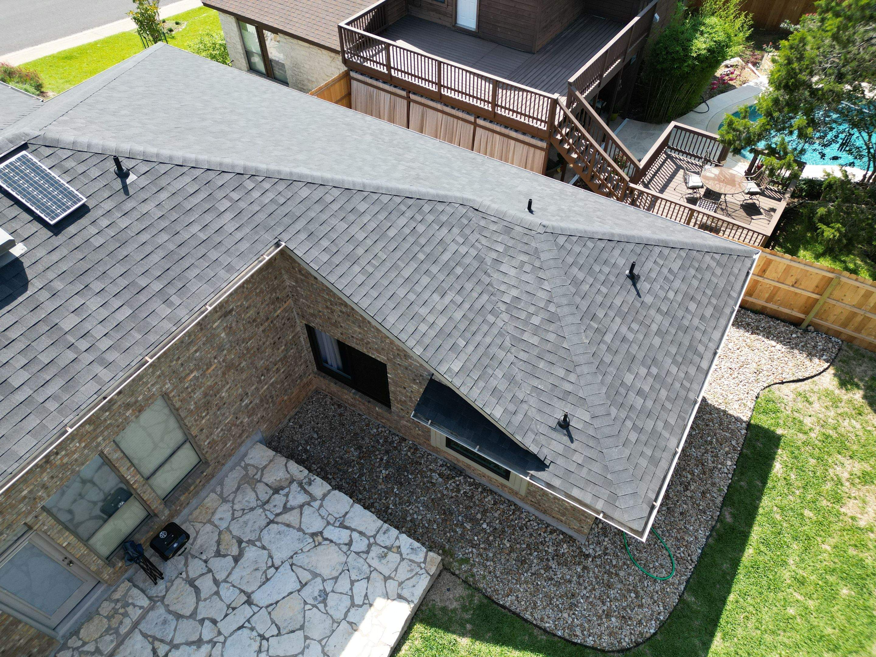 Onyx Black - Owens Corning TruDefinition Duration by RoofsOnly.com