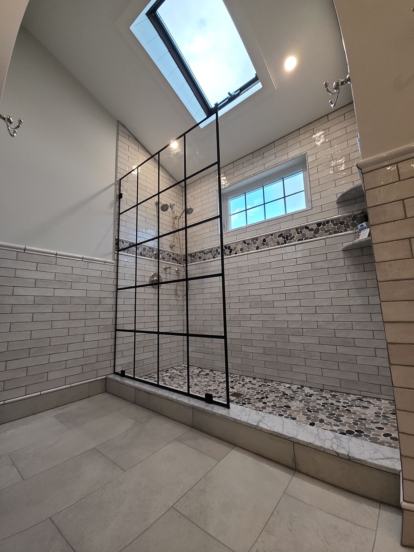 Spray Panel by Cheshire Glass Company