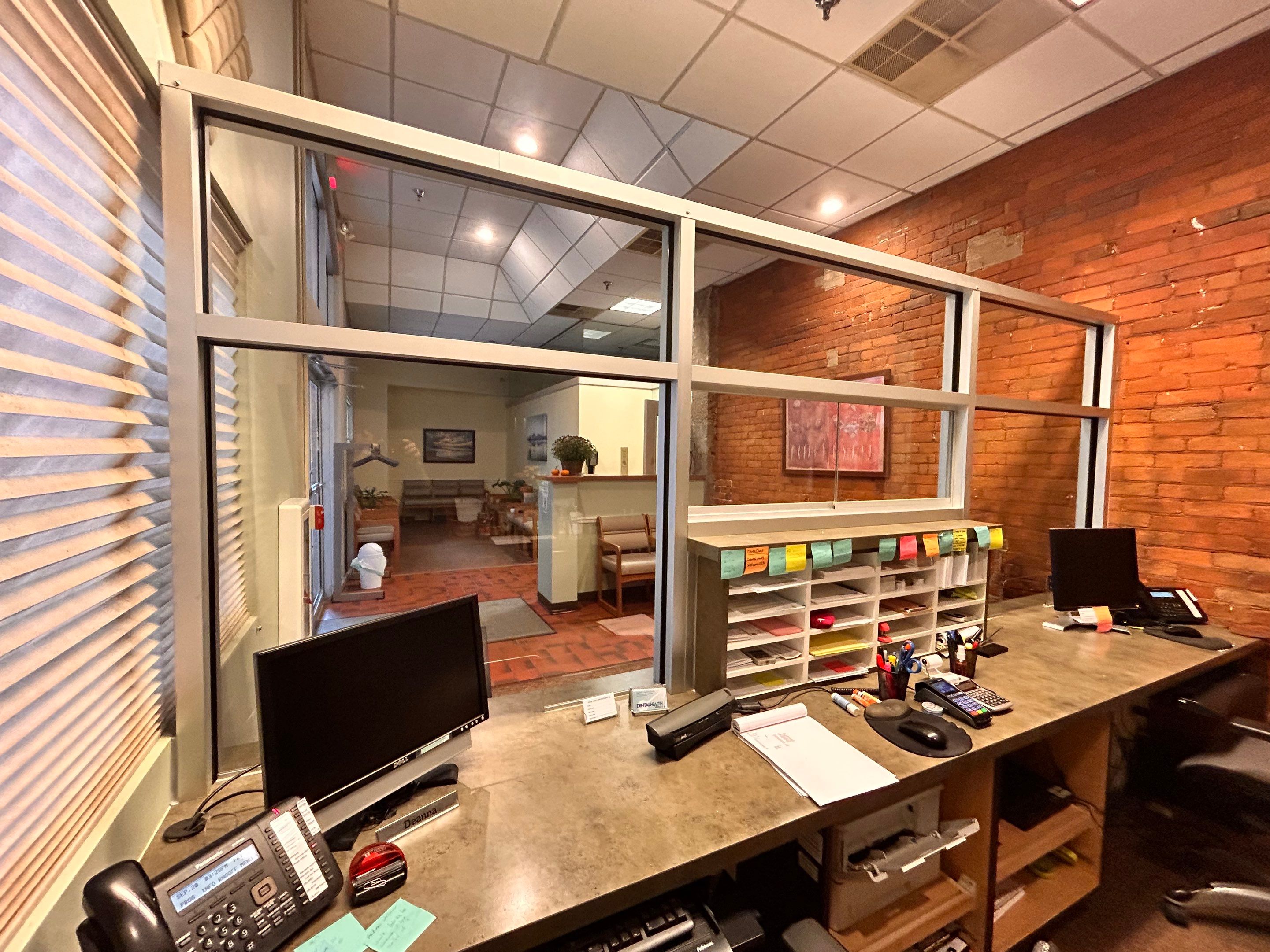 Dental Healthworks - Custom Built Reception Window by Cheshire Glass Company