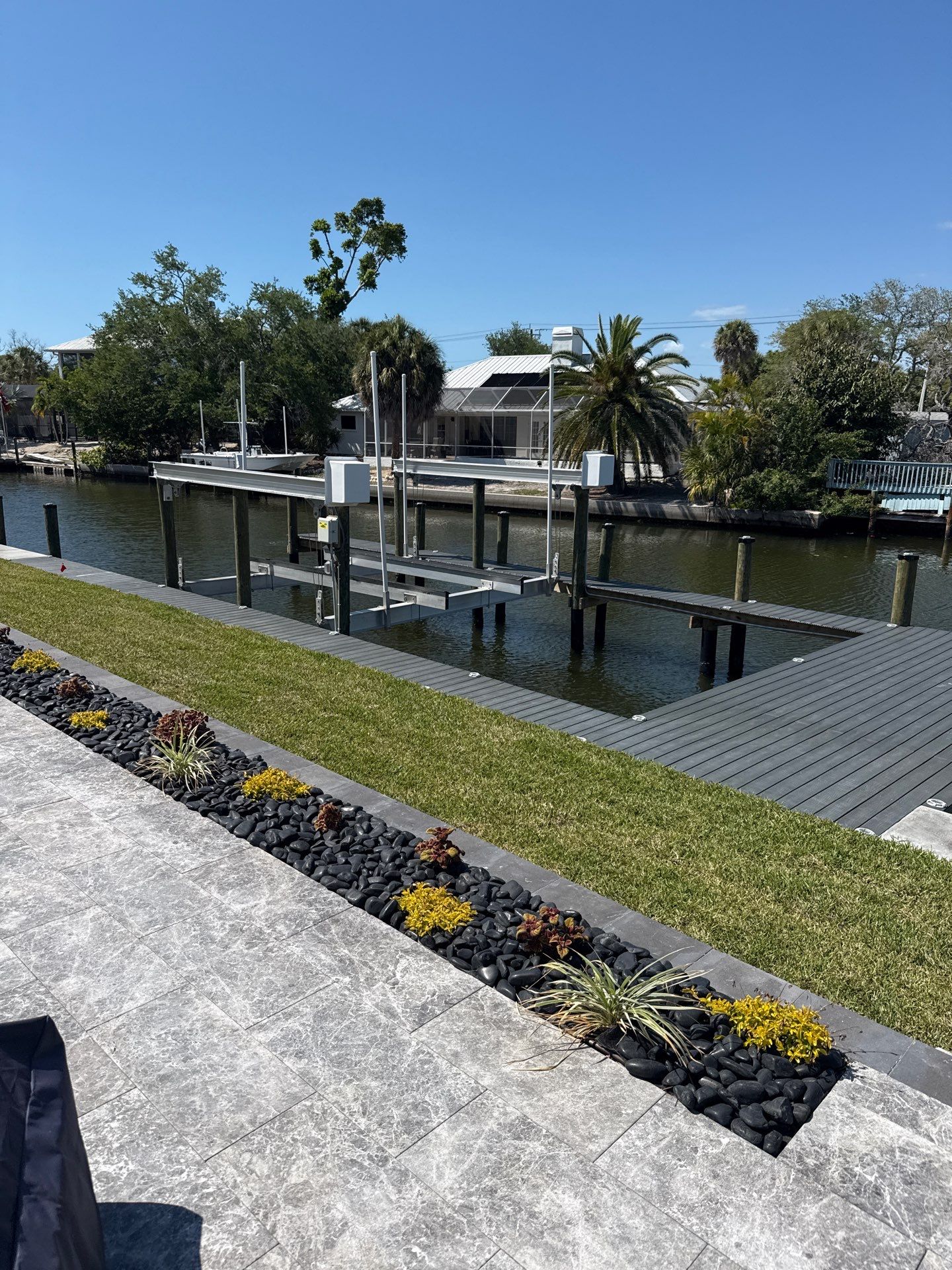 7-Inch Smooth Box Seamless Gutters using black seamless gutters in Siesta Key Fl by Gutter Professors
