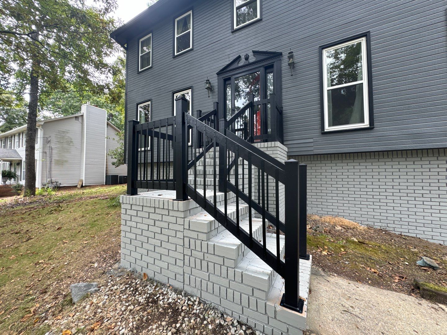 Chandabrook - Exterior by Pillar and Pine