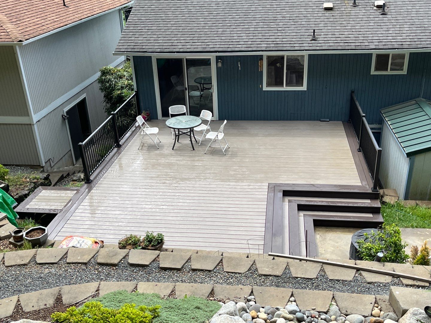 Back Deck in Seattle by Alki deck builders 