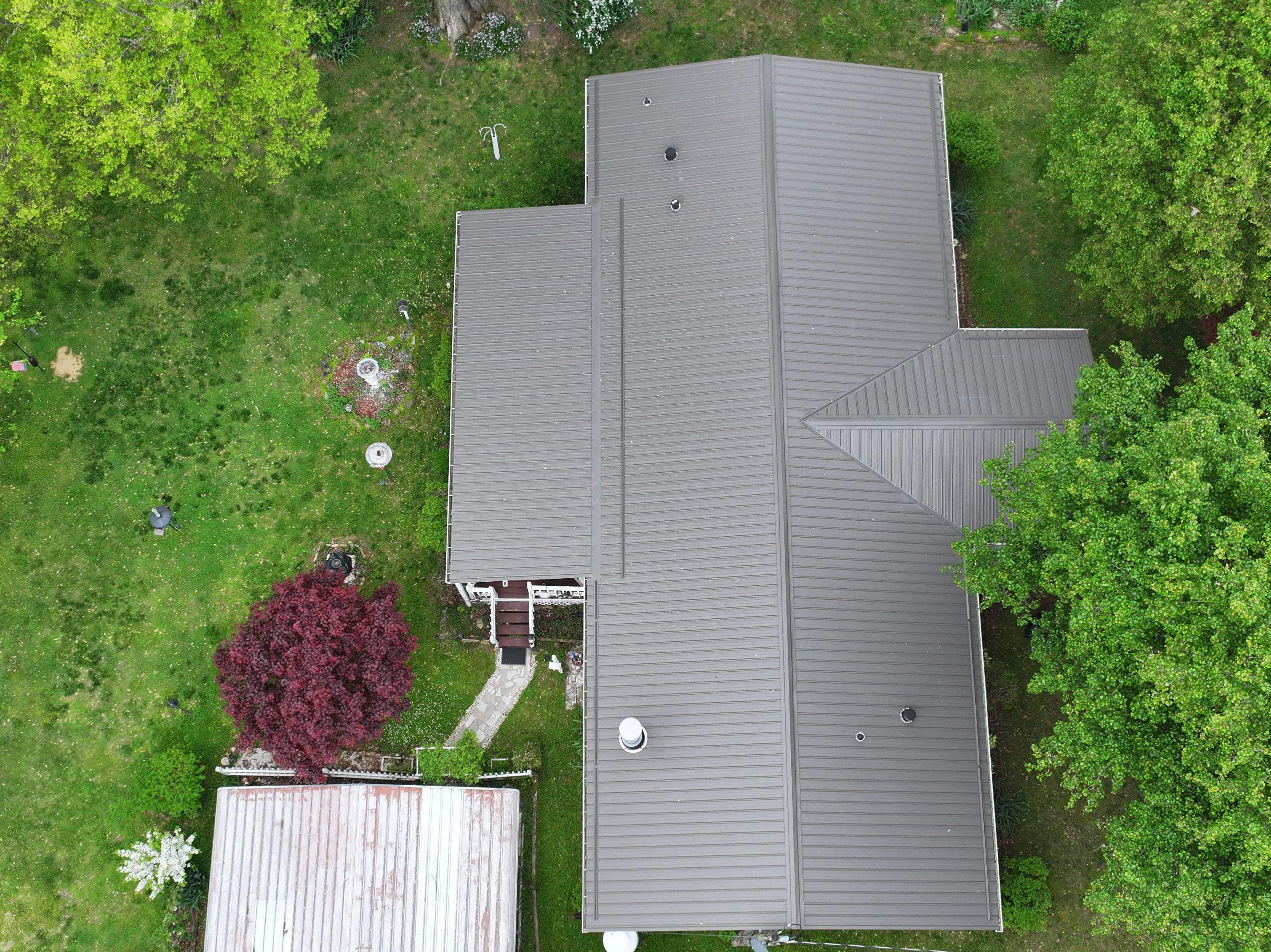 Shoun Residence by Omnia Roofing