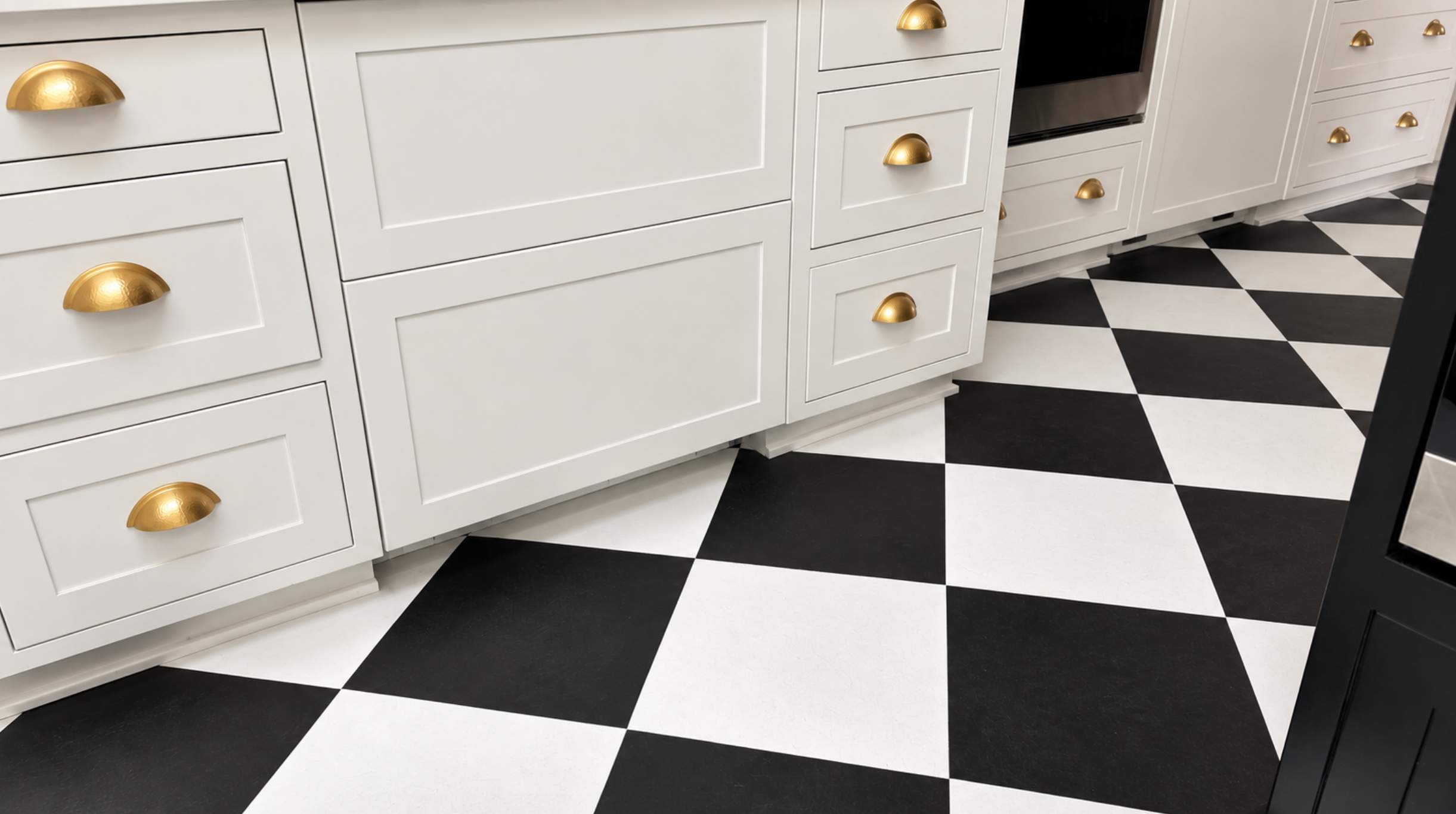 Hausfeld Kitchen Flooring by Integrity Tile and Home LLC