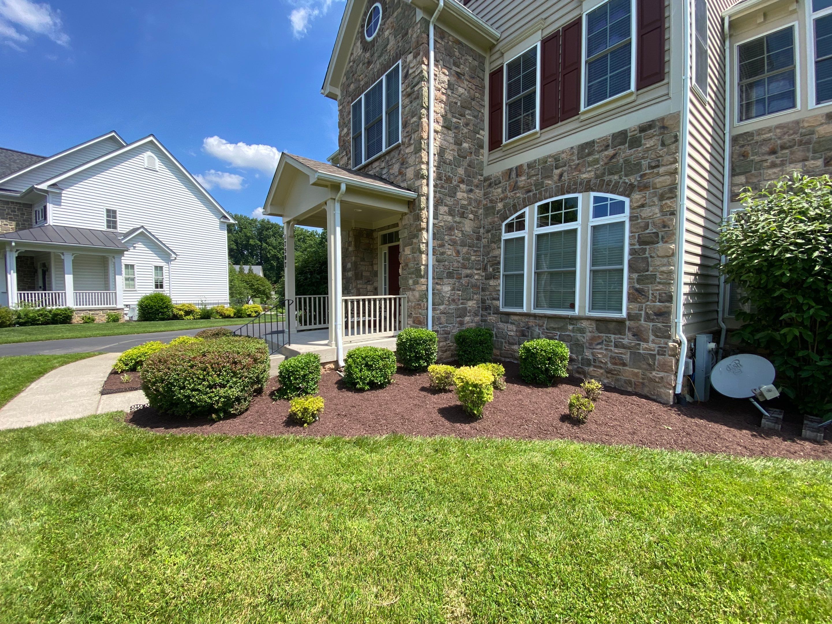 Landscape Cleanup & Mulch  by The Smet Companies, LLC
