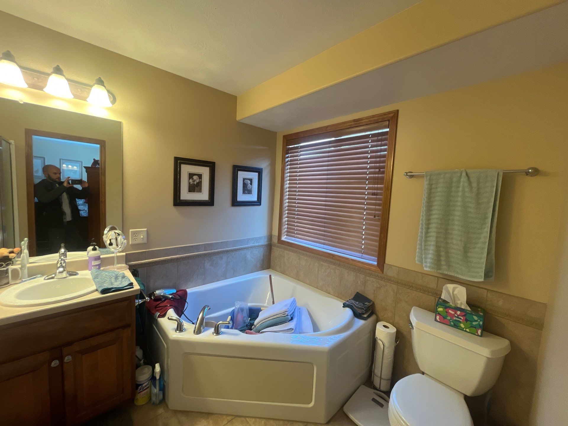 Comprehensive Interior Painting and Drywall Repair in Sioux Falls by Select Painting, Coatings & Garage Cabinets