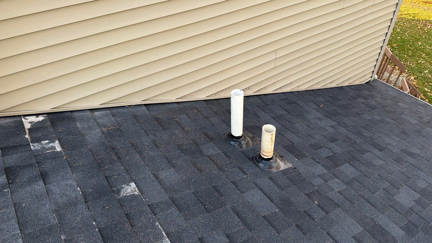 Roof Replacement using Owens Corning Onyx Black by 180 Contractors