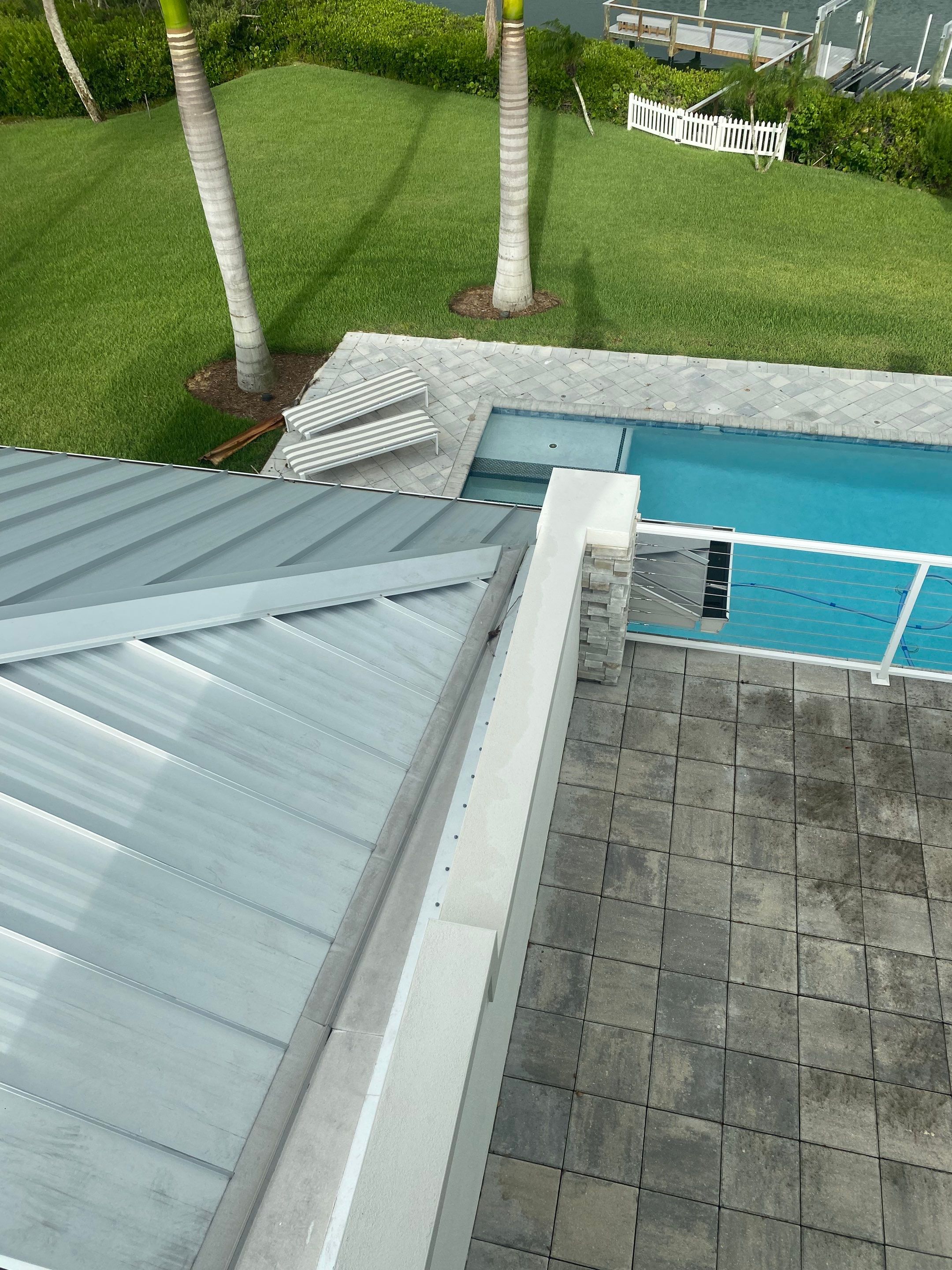 7 inch seamless gutters using gutter cleaning in Nokomis FL by Gutter Professors