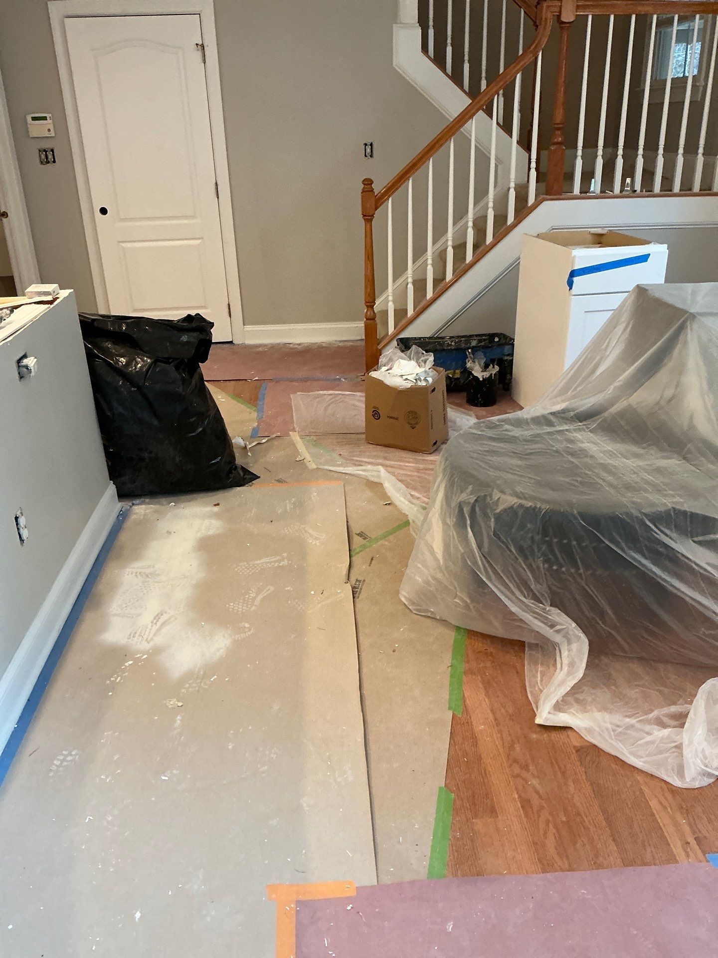 Inteiro painting and Cabineted painting by GonzalezPainters & Contractors Inc 
