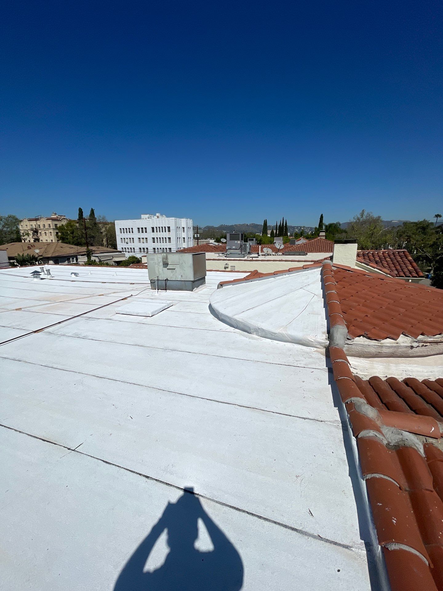 New Roof! Apartment Building in L.A.  by Hull Brothers Roofing