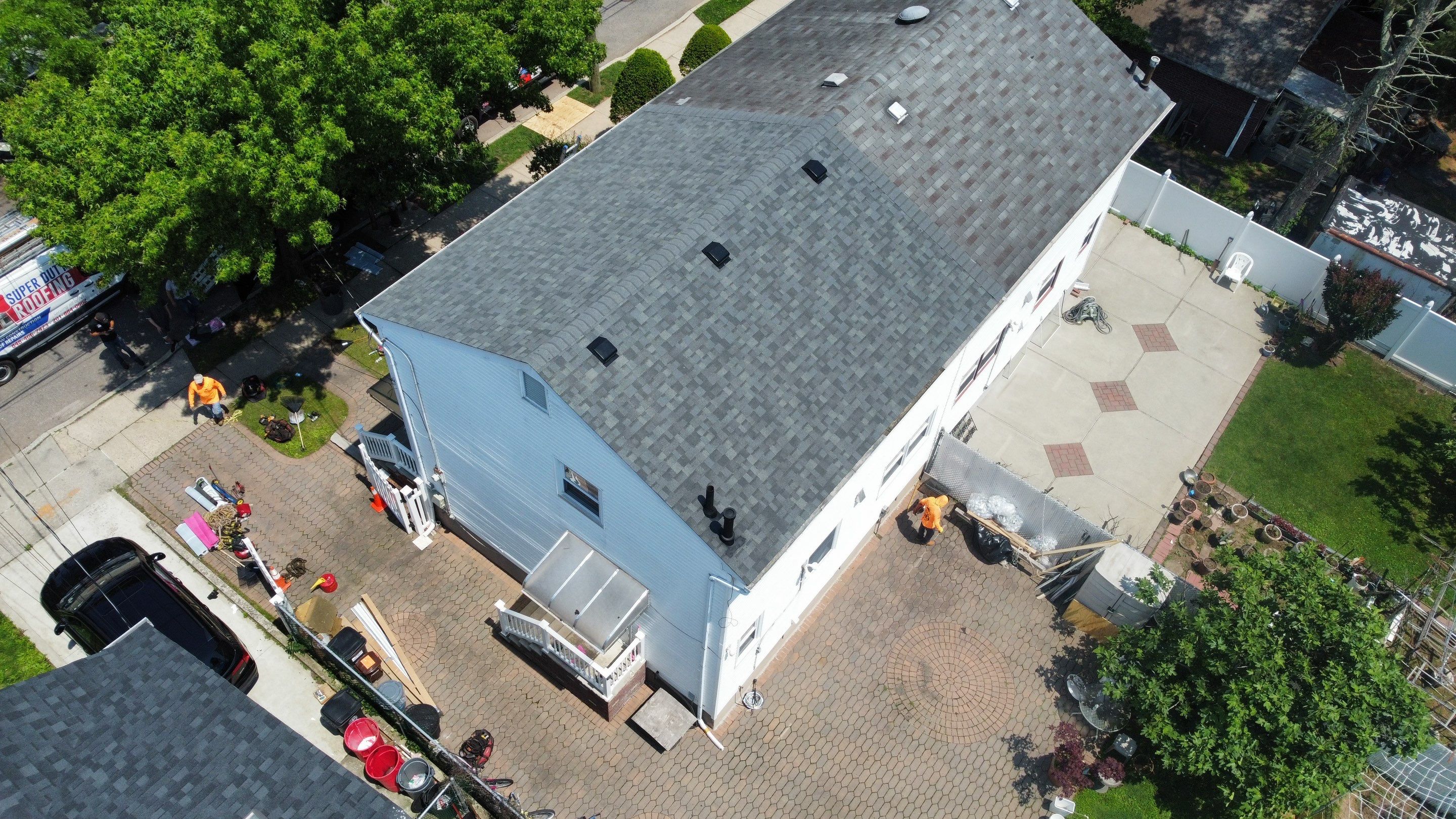 B&B ROOFING & GUTTERS. featured photo.