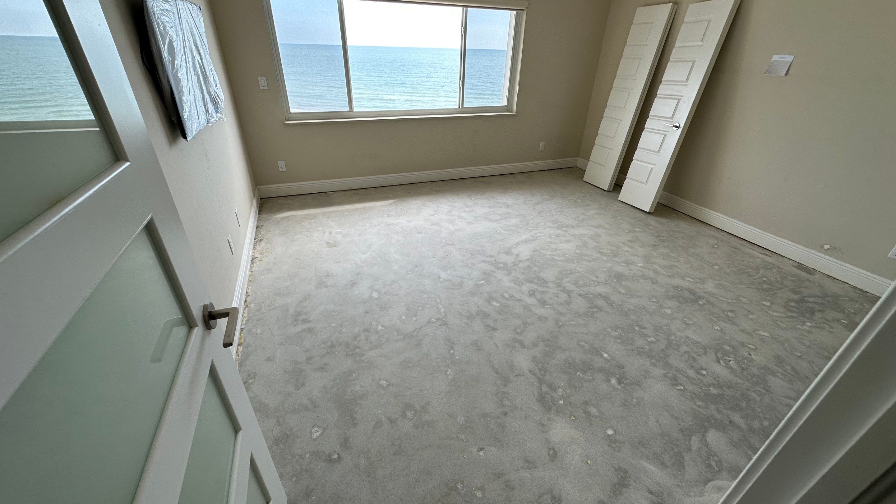 HARDWOOD FLOOR REMOVAL  by Down to Demolition