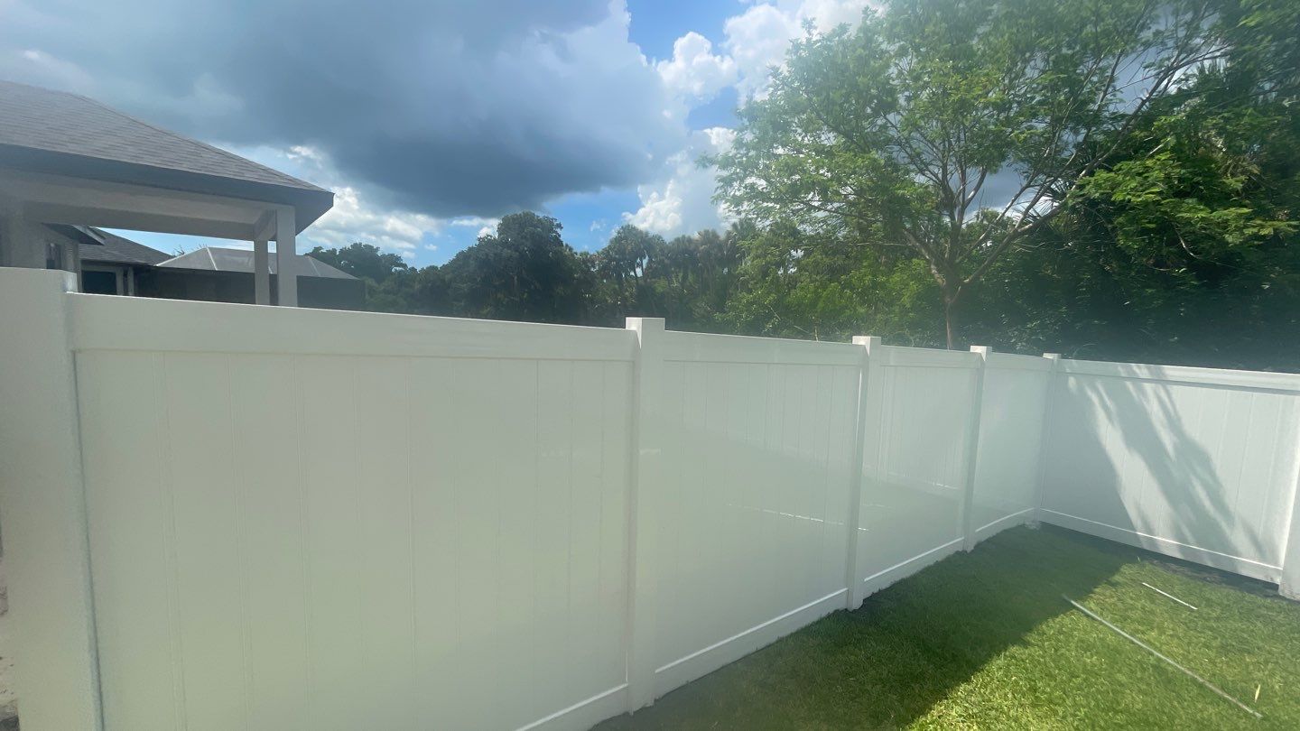 Parrish, FL 6ft. Tall White Vinyl Privacy Fence by Asap fence and gates, LLC