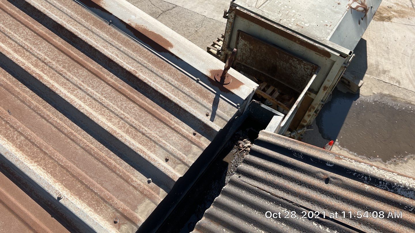 MR Roofing system using Conklin BenchPly system with PUMA top coat by Straight Edge Roofing Inc