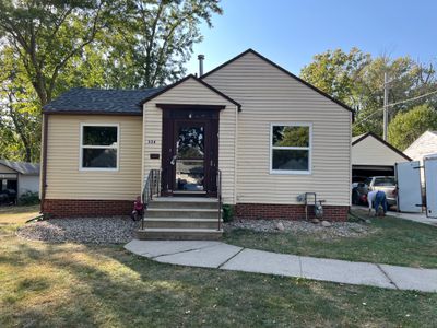 Pella Window installation using Pella 250 series vinyl window