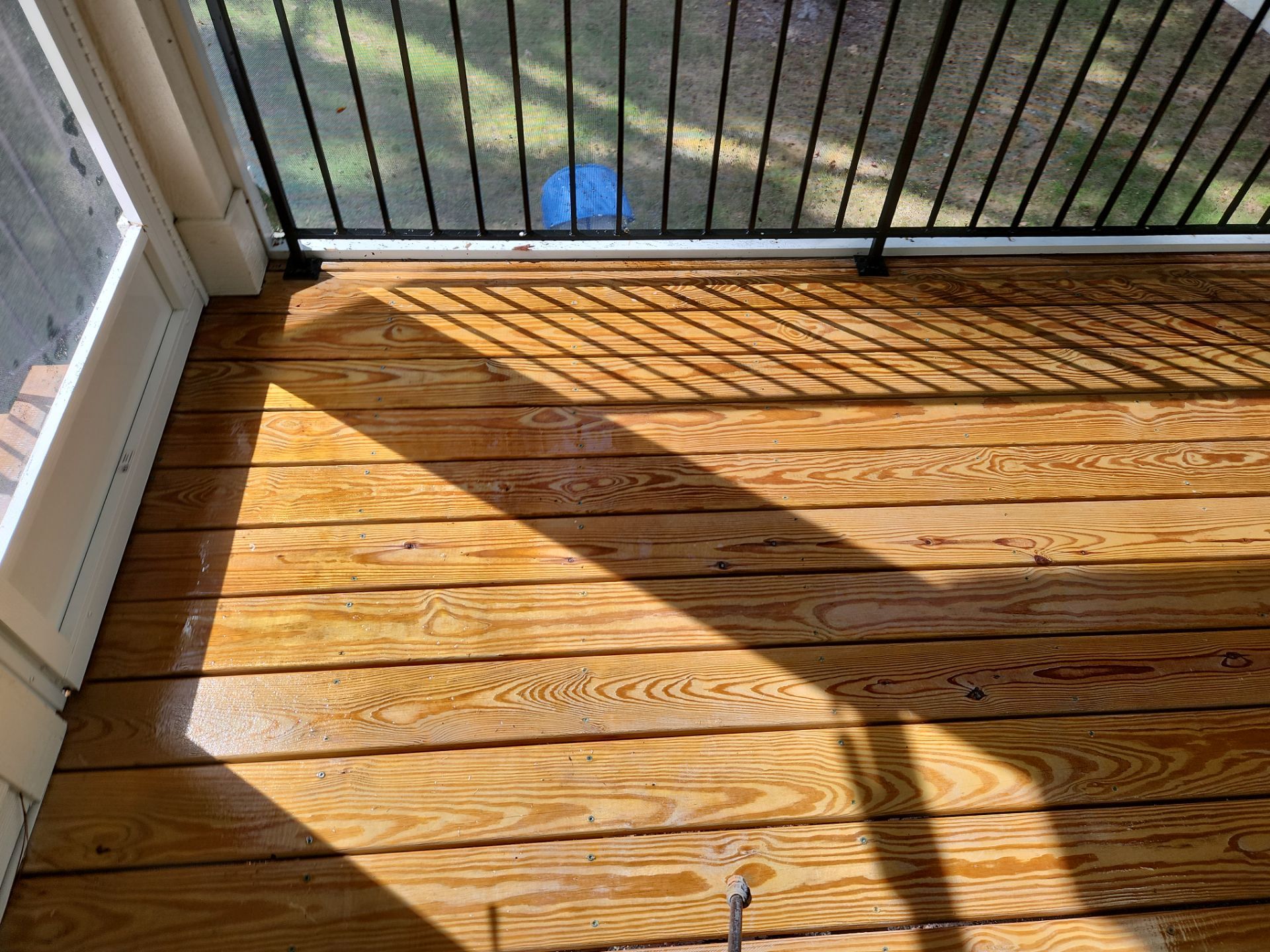 Deck using Wood Sealant by DuraSeal