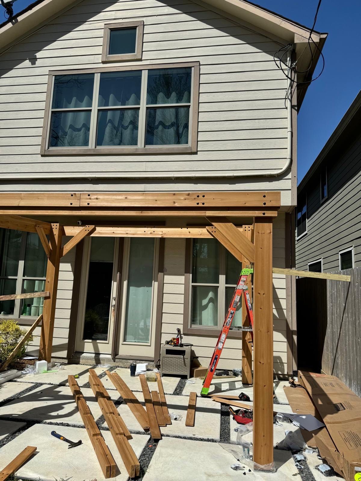 Backyard Upgrade: Professional Pergola Installation for Jennifer! ☀️🍹 by Texas Urban Elements