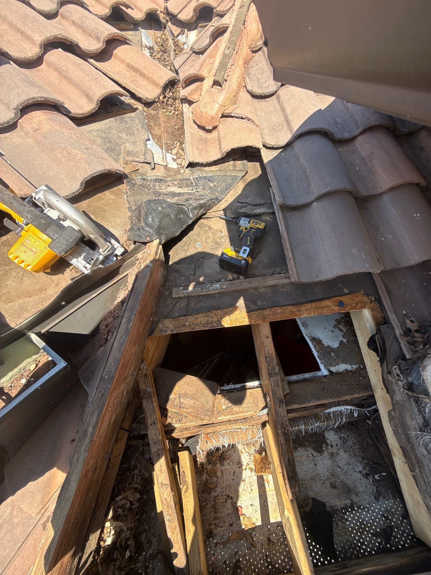 Roof Replacement in Sienna Village of Bees Creek, Missouri City TX by Roof Repair Company