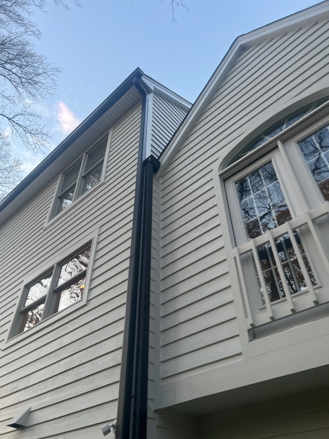 Arlington: Bevel Cedar Wood Siding Restoration by RM Banning, Inc.