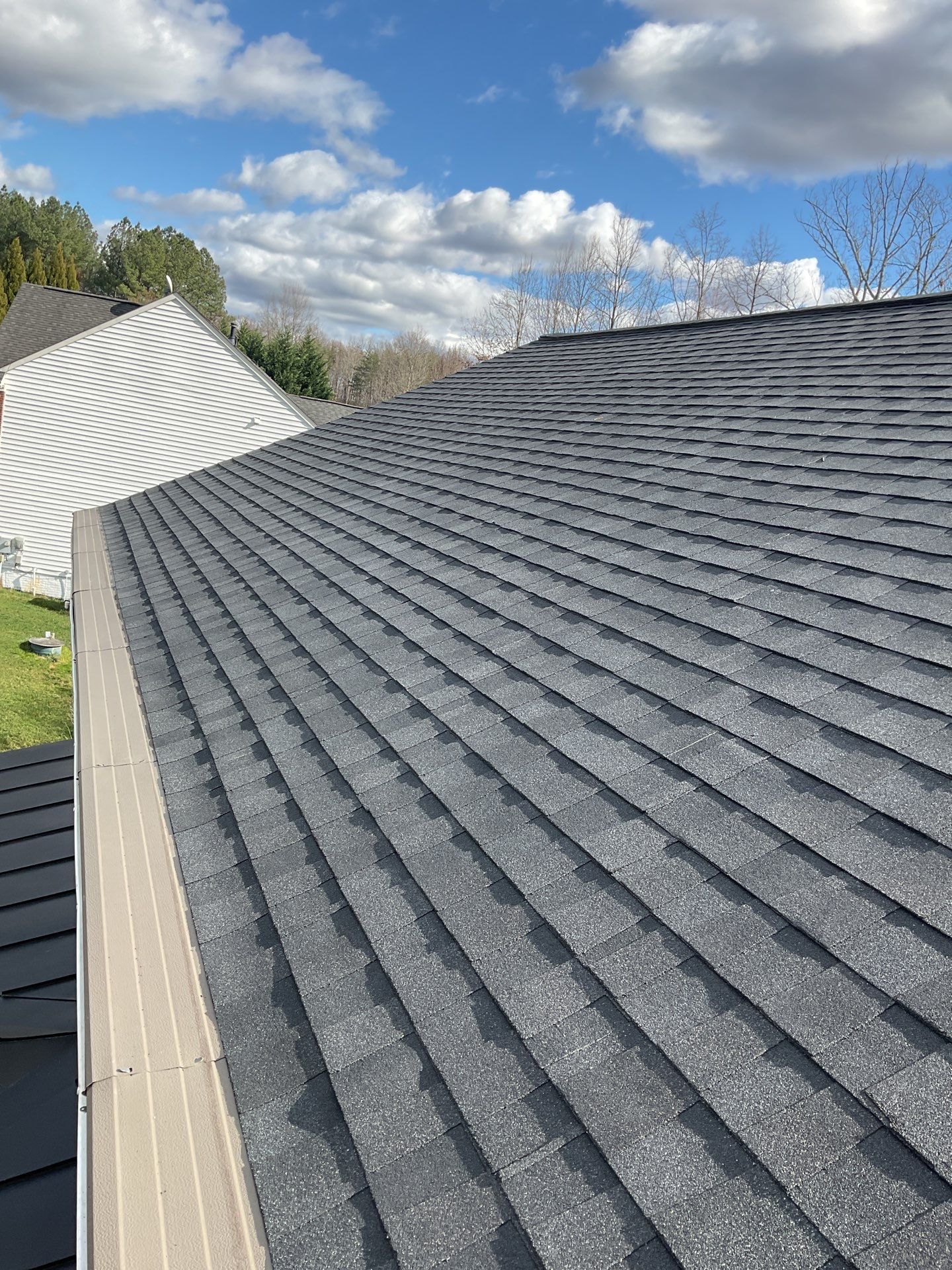 Manassas Landmark Pro Roof in Max Def Charcoal Black by RM Banning, Inc.