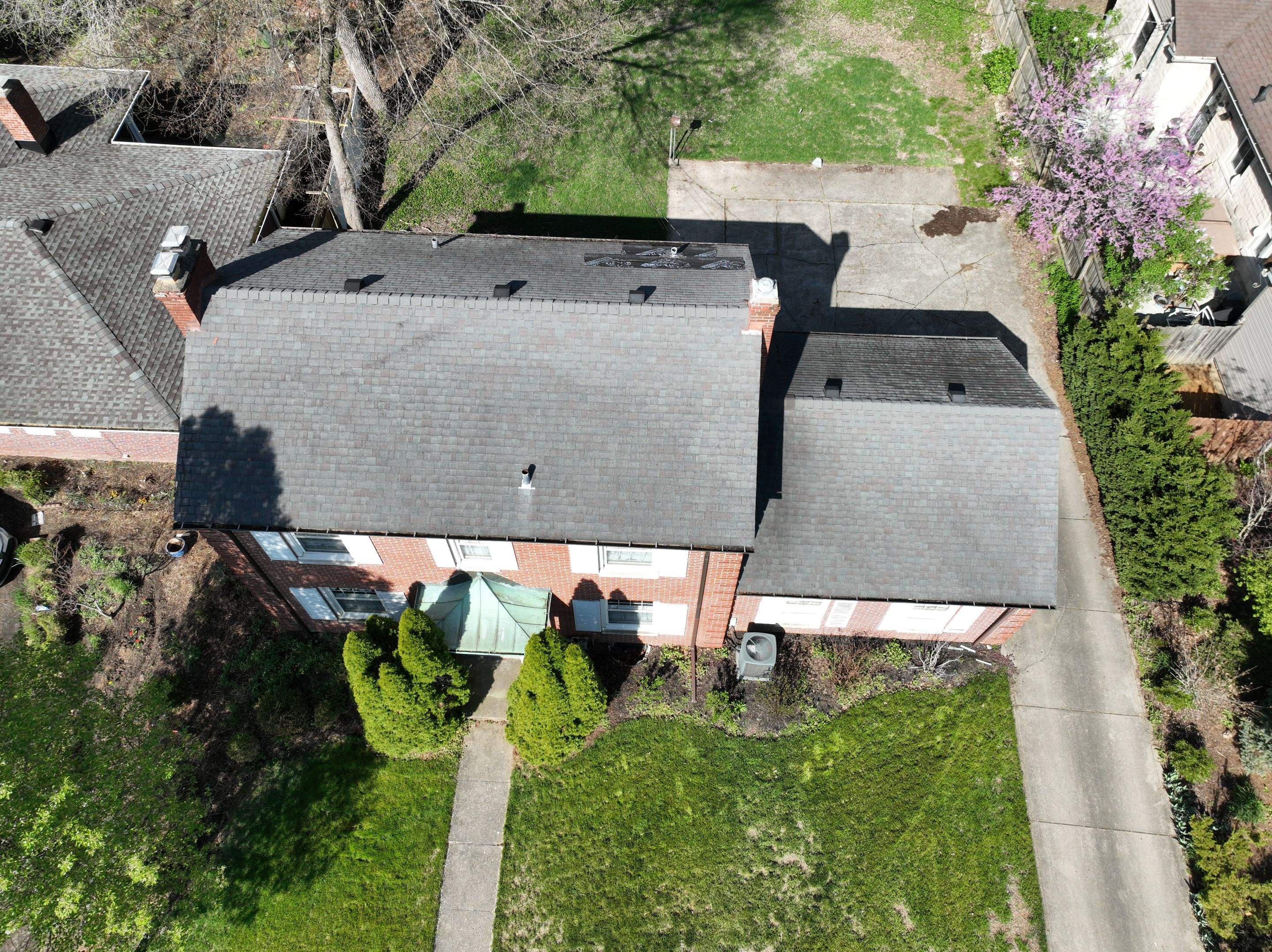 Oakridge Onyx Black and Black Gutters by 317 Roofing & Restorations
