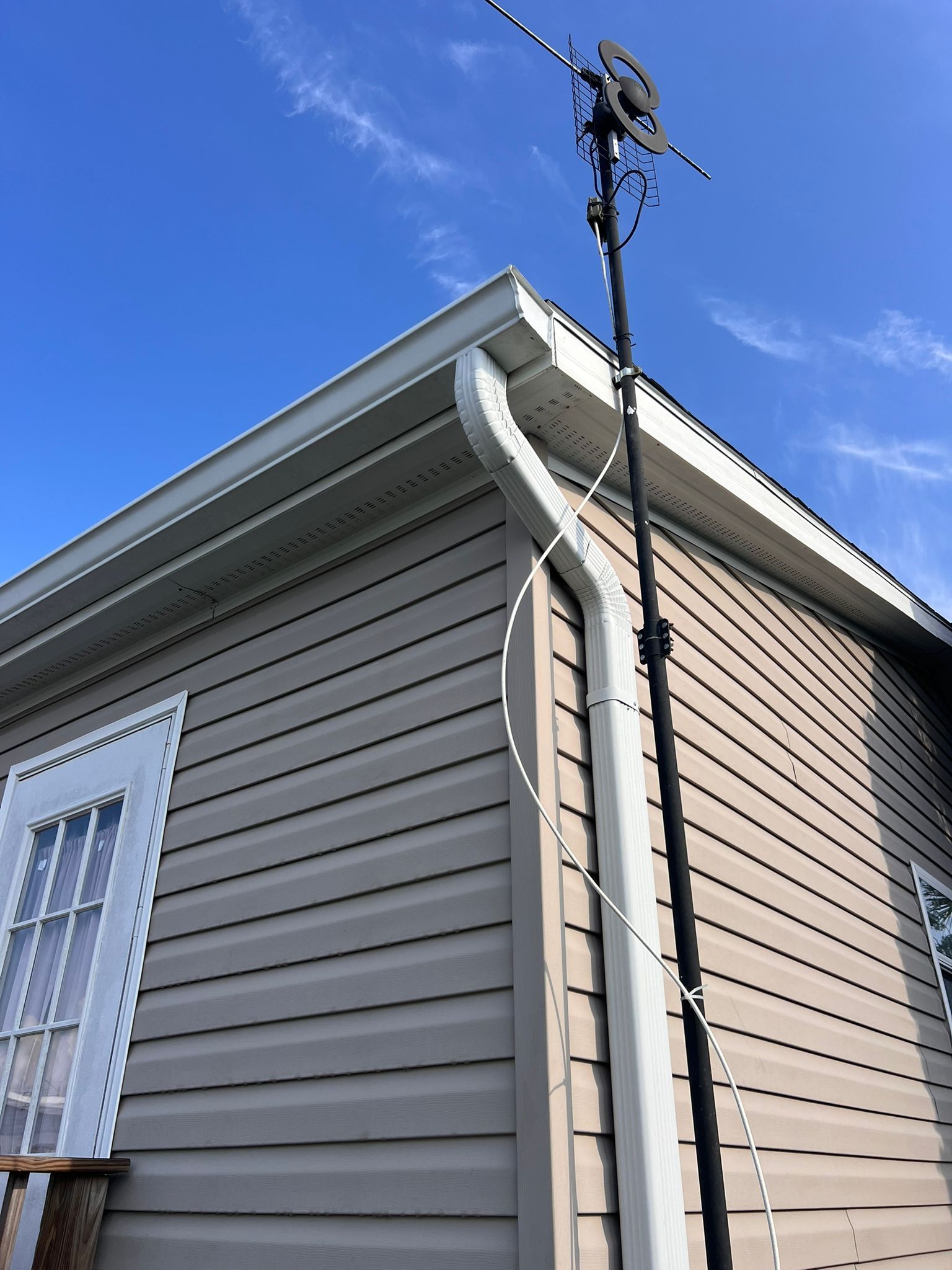 Project in Largo 33771 by Mitchell Roofing Company LLC 