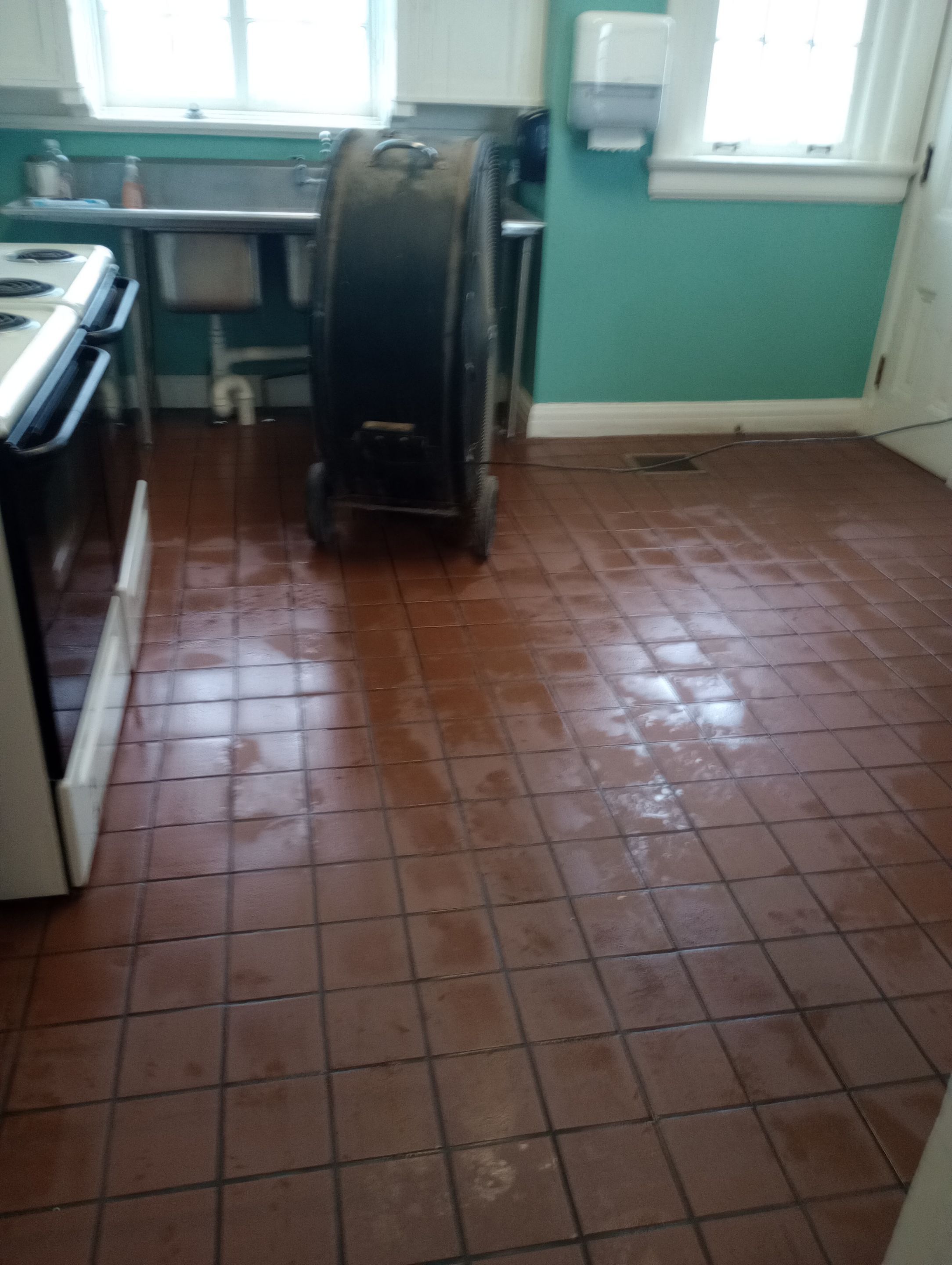 Emergency Water Damage in Commercial Building by ANR Restoration