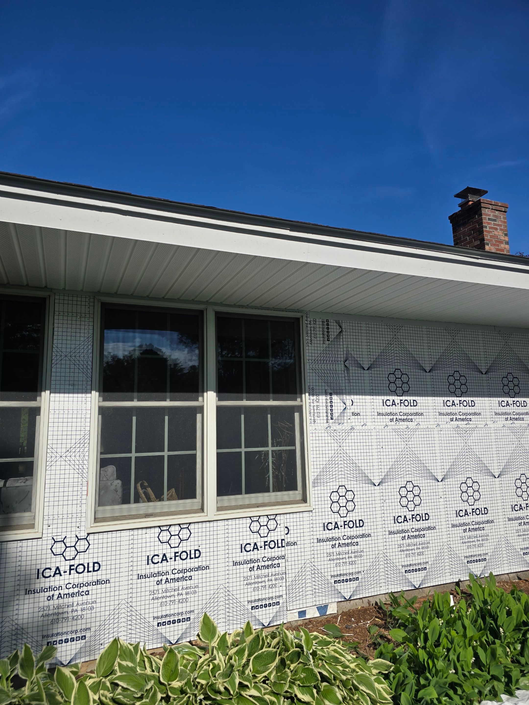 Vinyl Siding Transformation – Pacific Blue by Mighty Dog Roofing of Greater Middlesex County