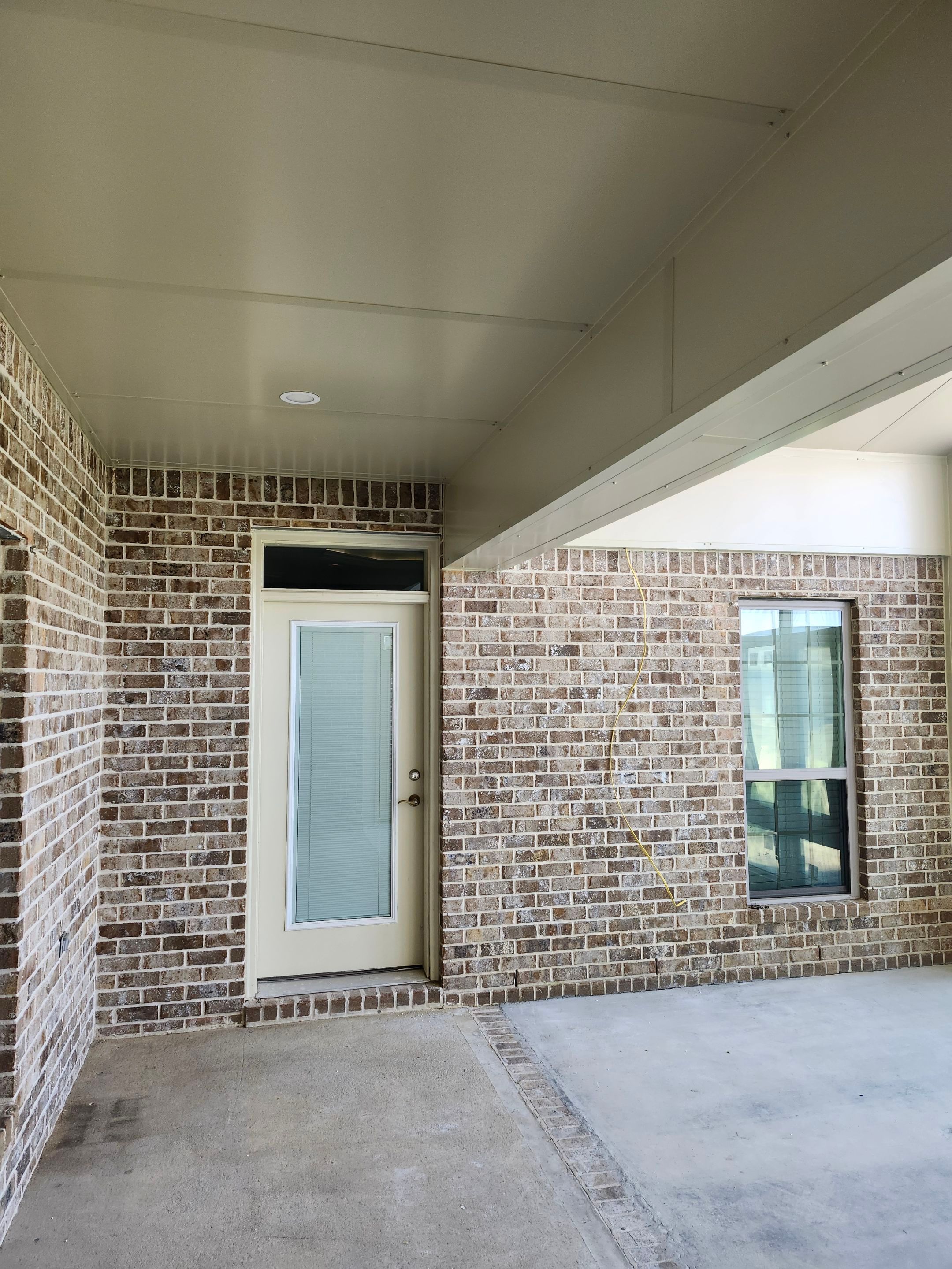 Glass Room using Colorbeam in Pensacola by Titan Sunrooms