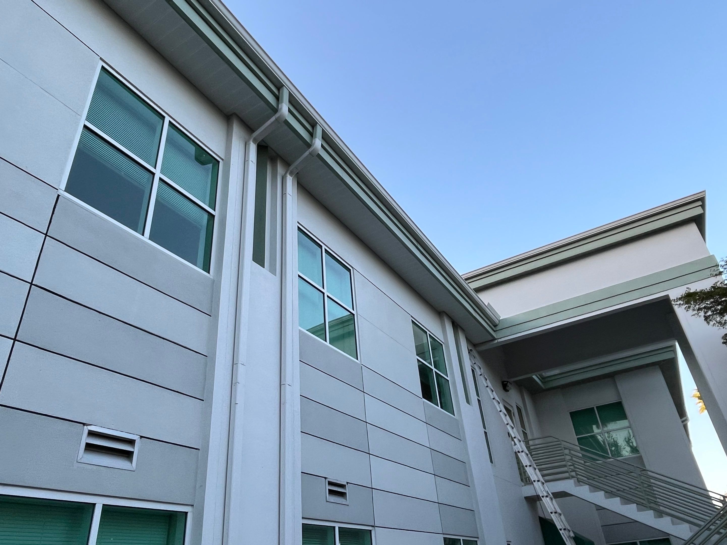 6-Inch White Seamless Gutters in Sarasota FL by Gutter Professors