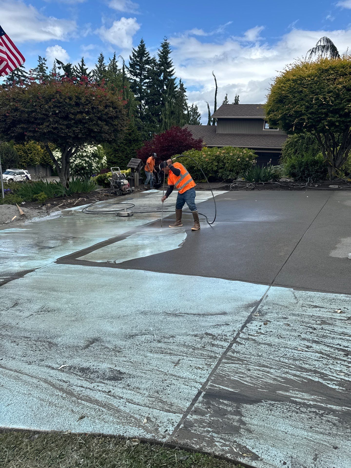 Concrete Driveway Repair | Edmonds  by Jireh Asphalt & Concrete Inc 