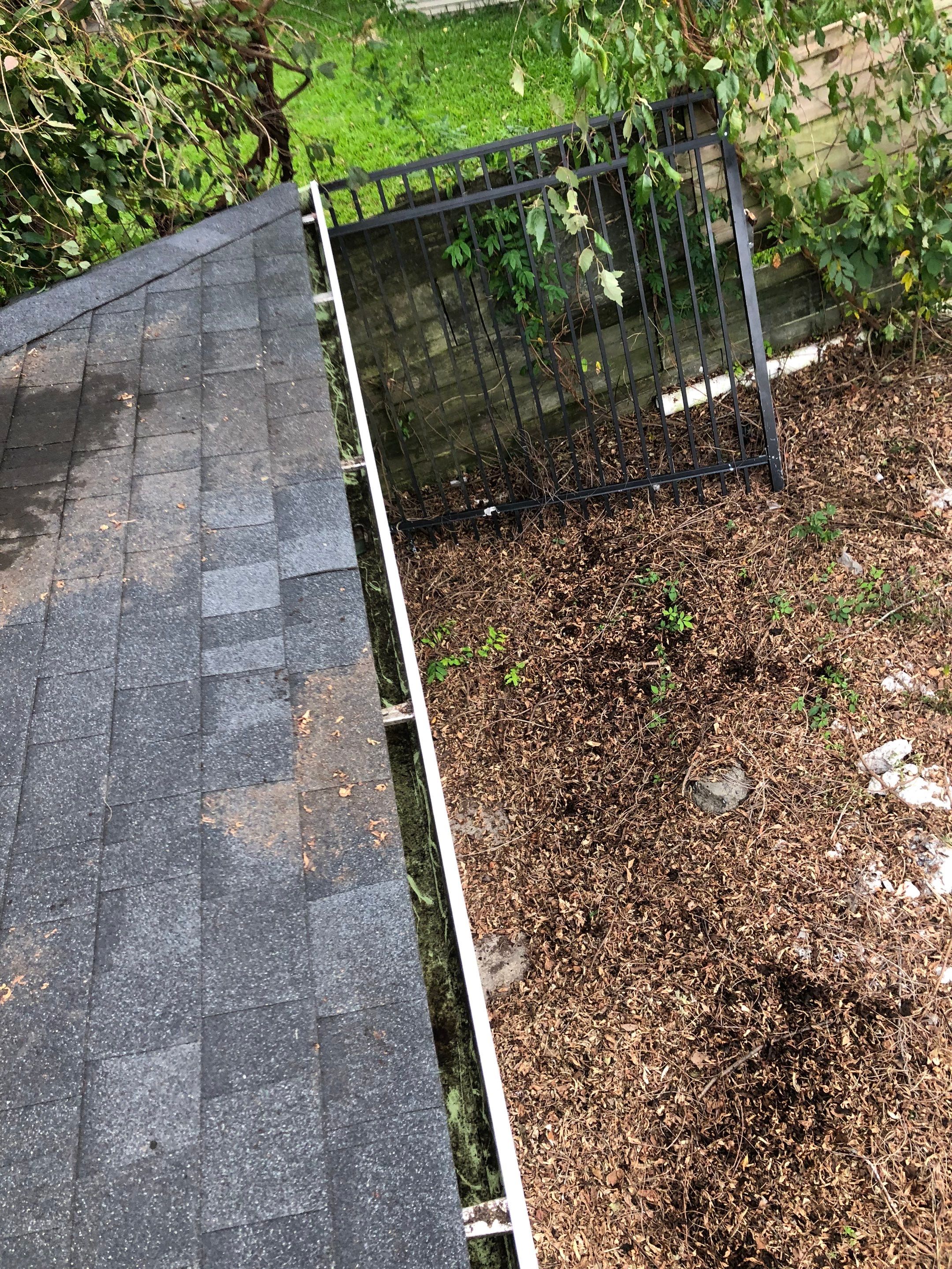 Commercial gutter cleaning Jacksonville, NC after photo with clean gutters